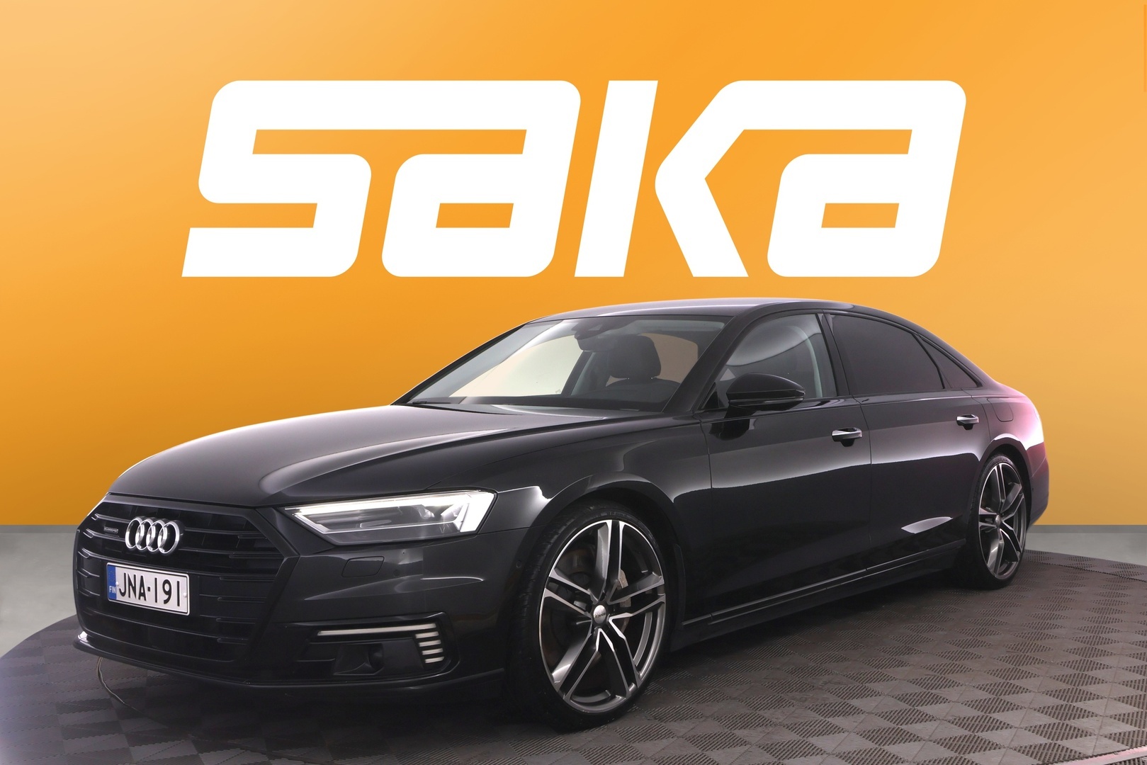 AUDI A8 2021