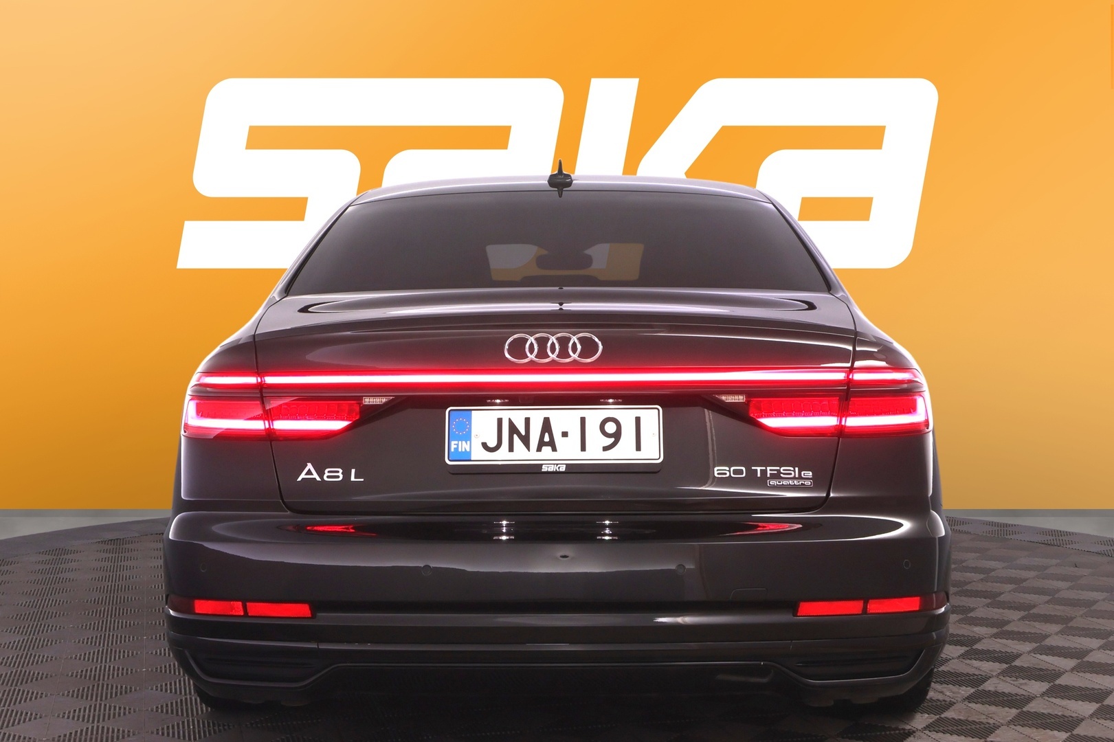AUDI A8 2021