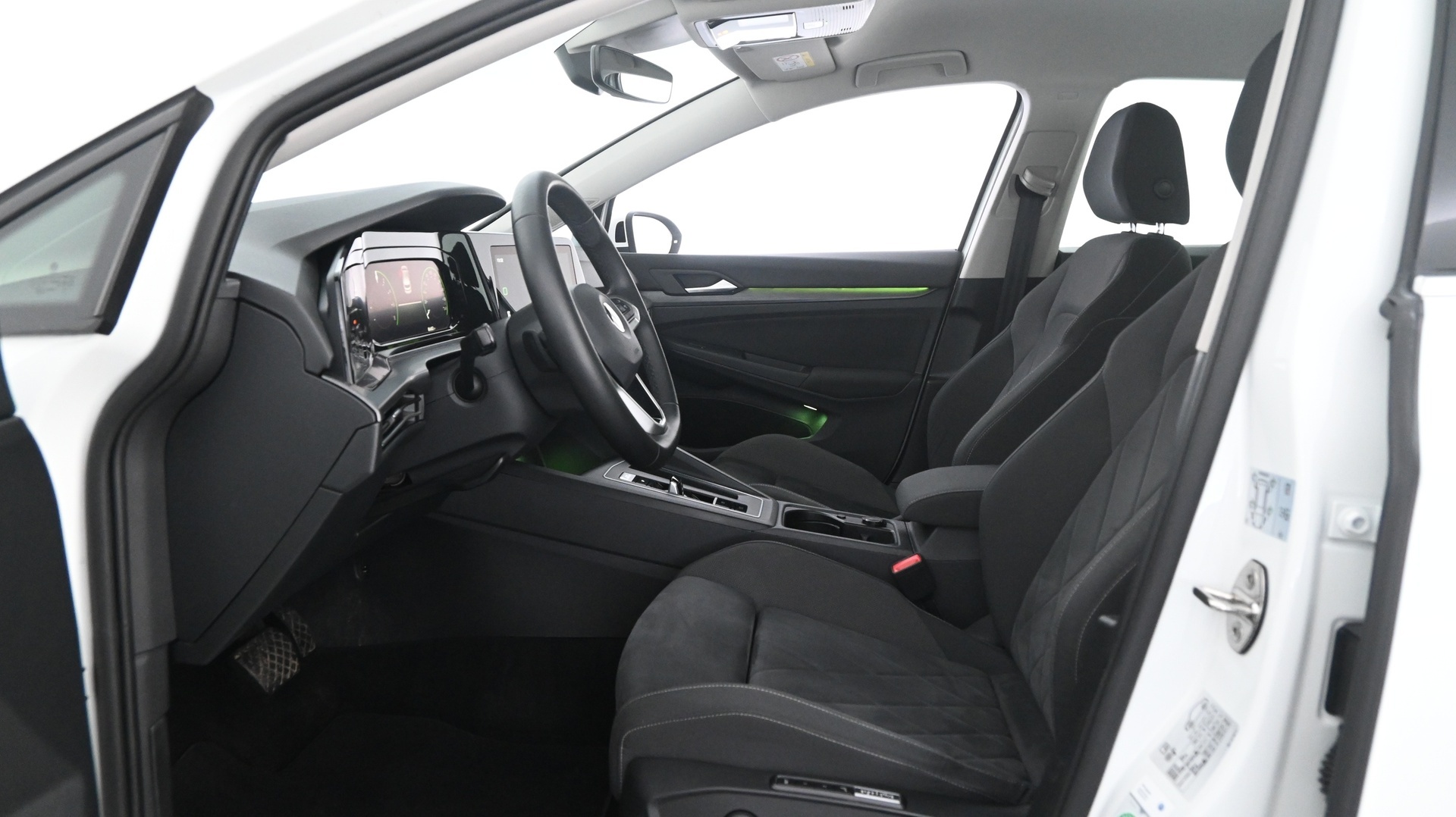 VOLKSWAGEN Golf 2021