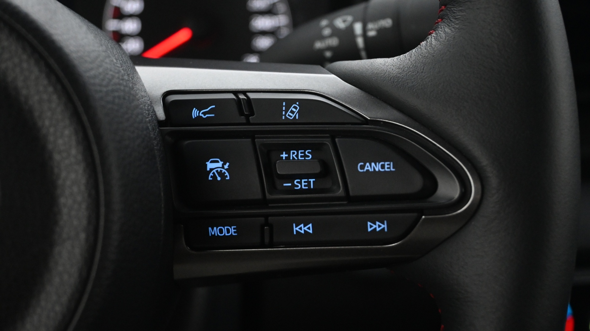 TOYOTA GR Yaris 2024