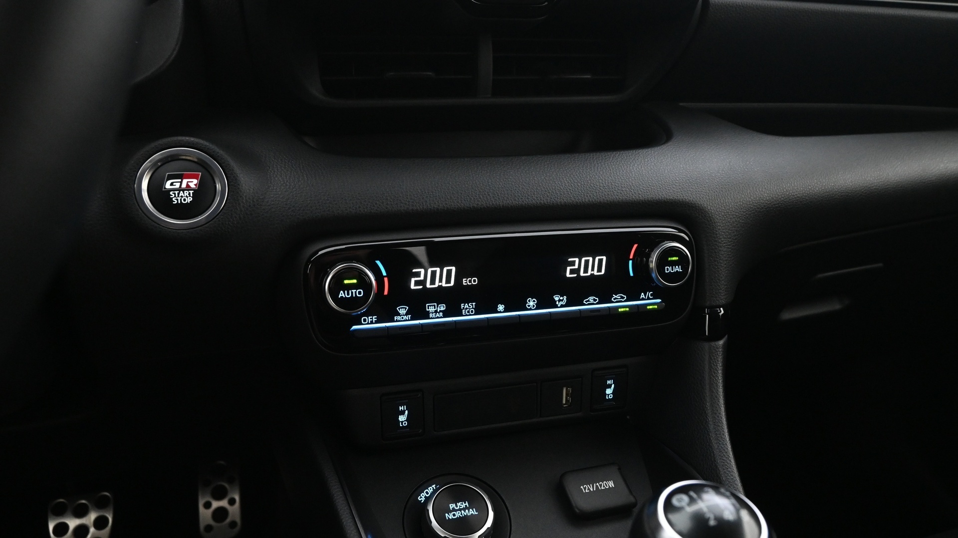 TOYOTA GR Yaris 2024