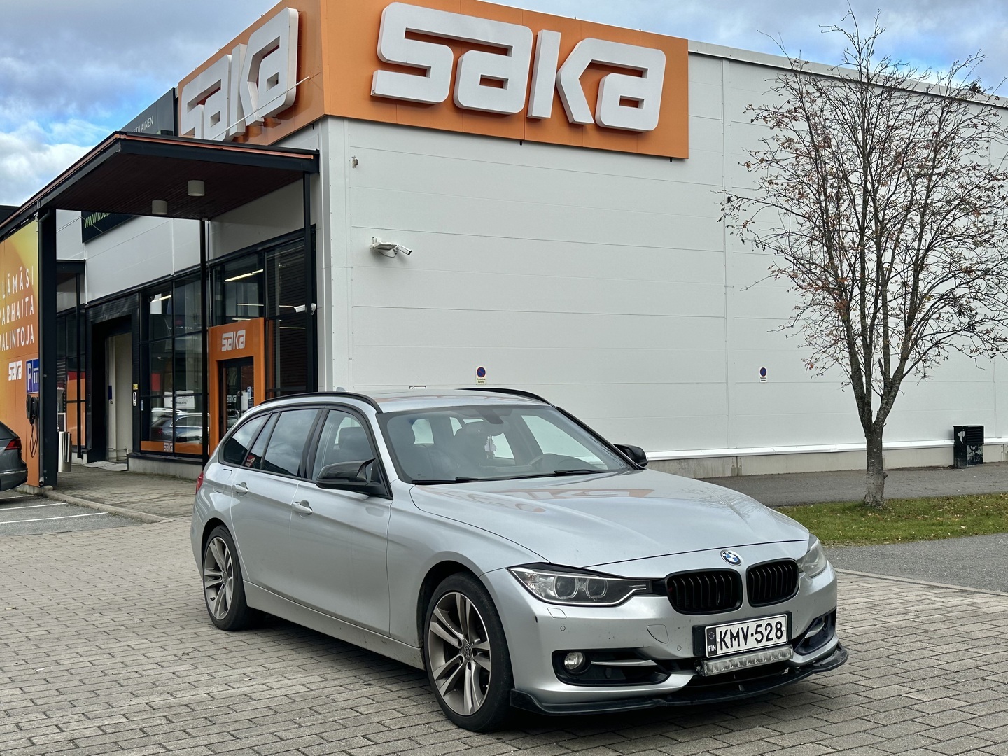 BMW 320 2015