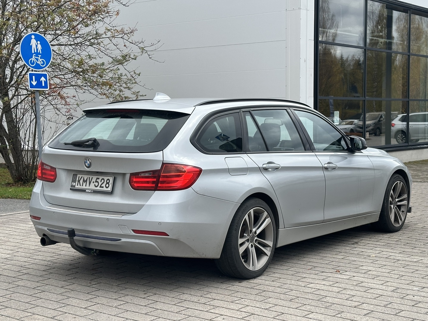 BMW 320 2015