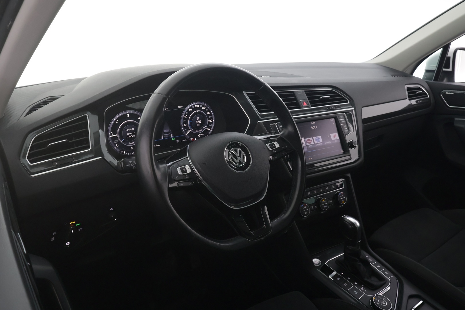 VOLKSWAGEN Tiguan 2017