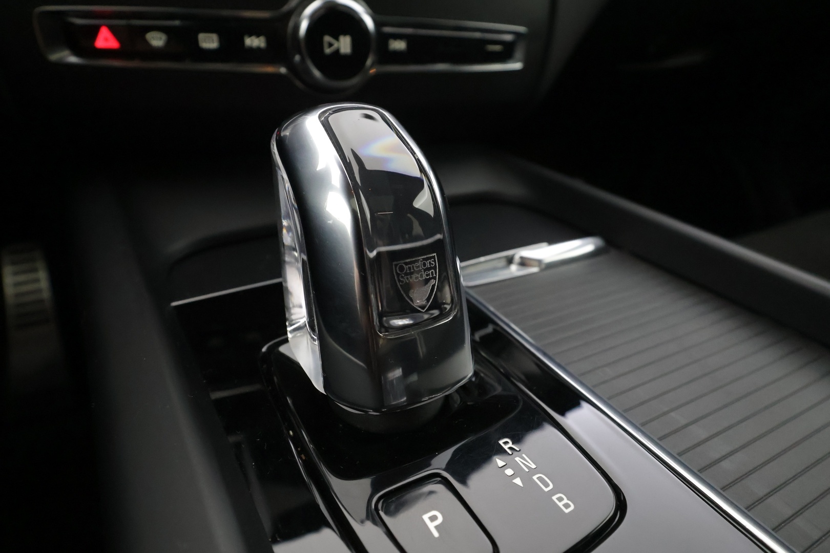 VOLVO XC60 2018