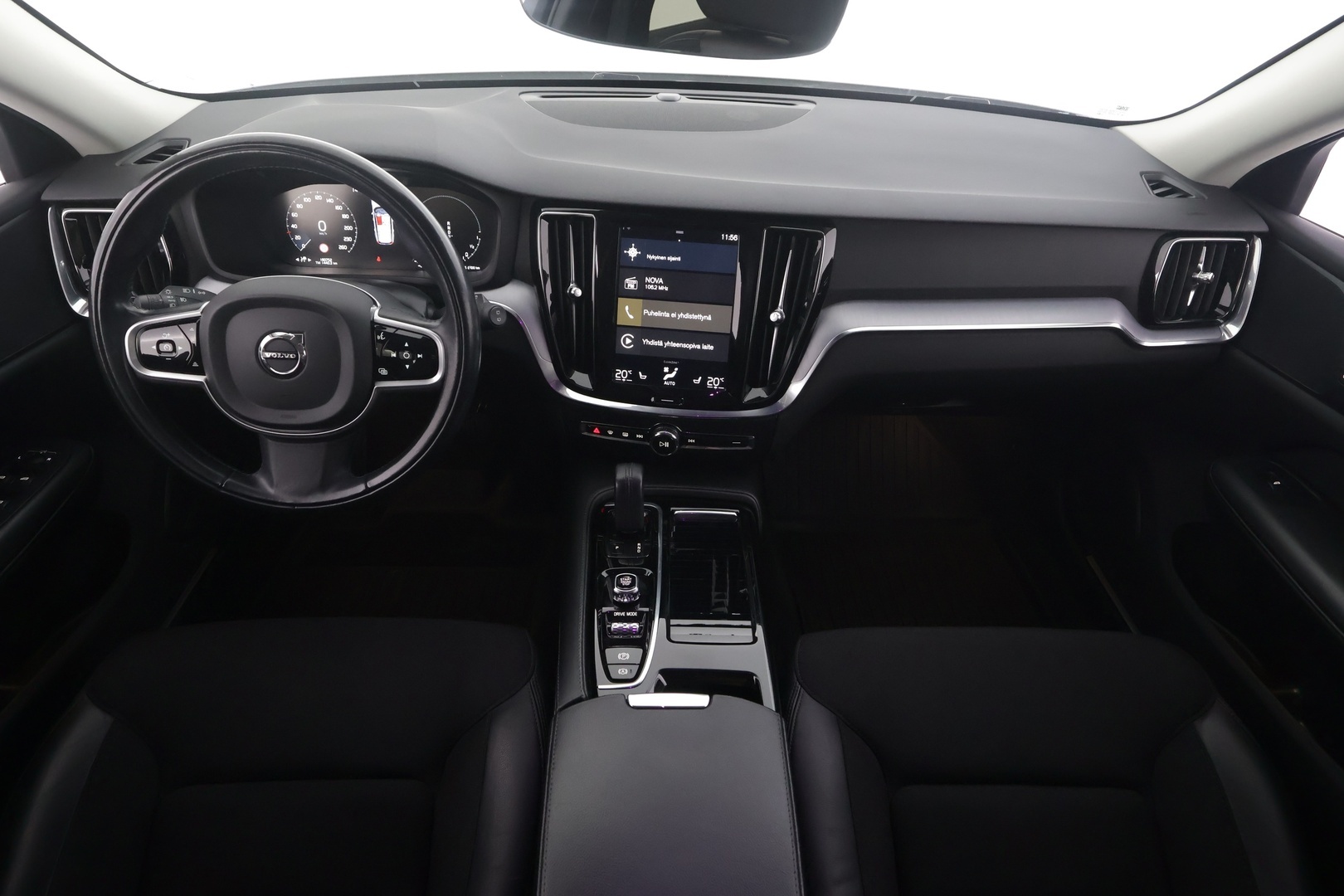 VOLVO V60 2020