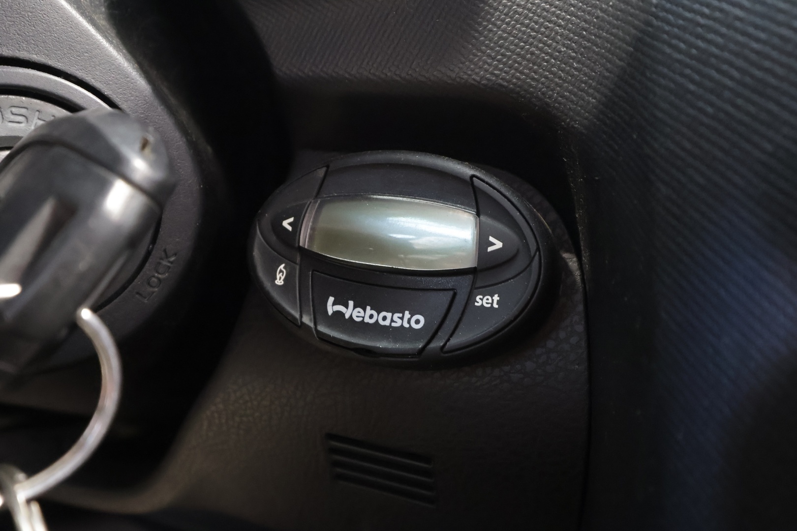 ISUZU D-Max 2013