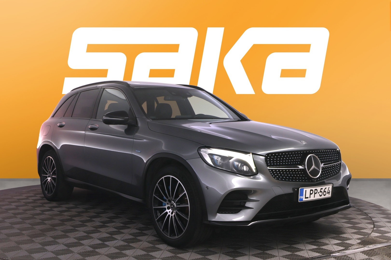 MERCEDES-BENZ GLC 2018