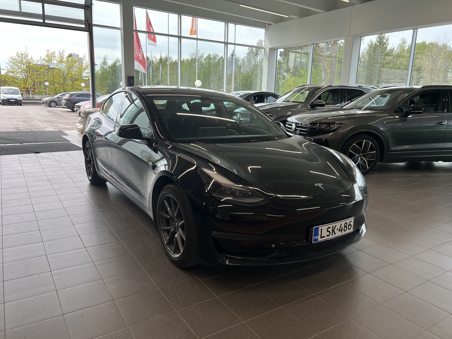 TESLA Model 3 2023