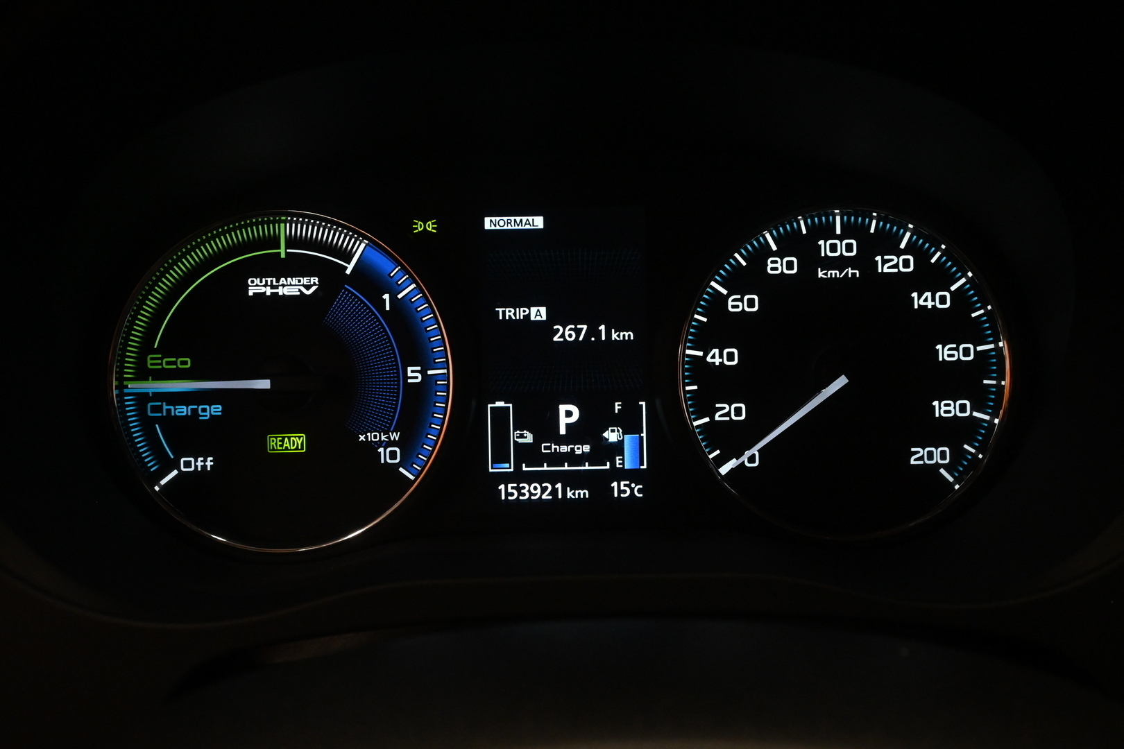 MITSUBISHI OUTLANDER PHEV 2019