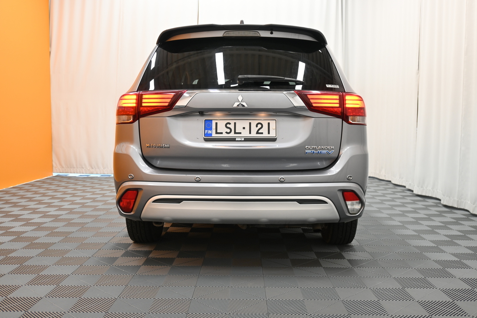 MITSUBISHI OUTLANDER PHEV 2019