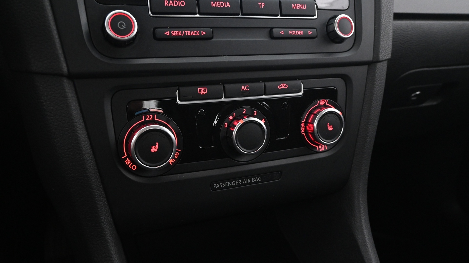 VOLKSWAGEN Golf 2010