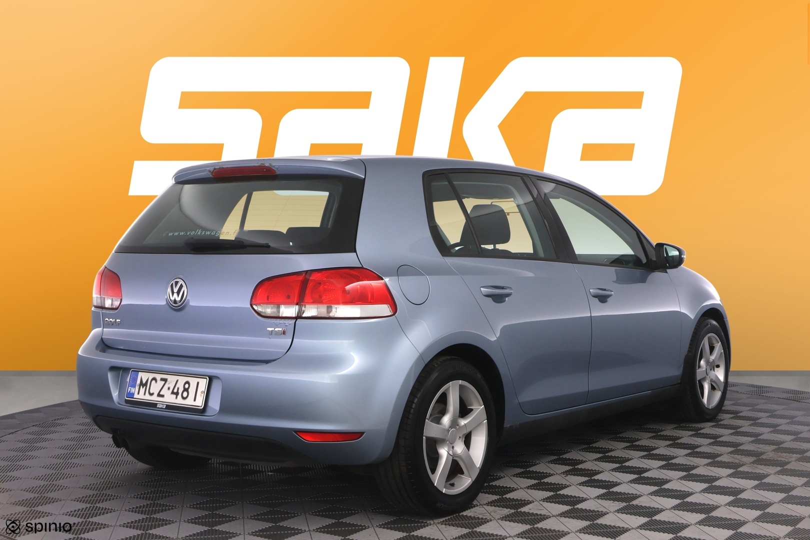 VOLKSWAGEN Golf 2010