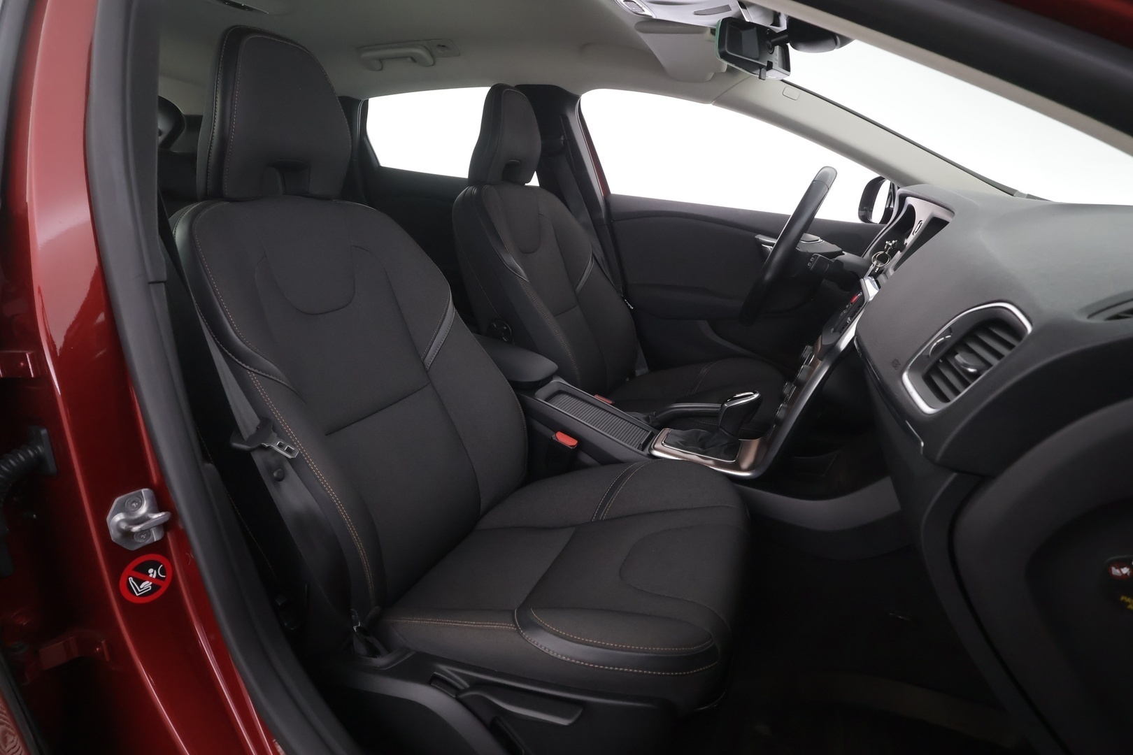 VOLVO V40 Cross Country 2016