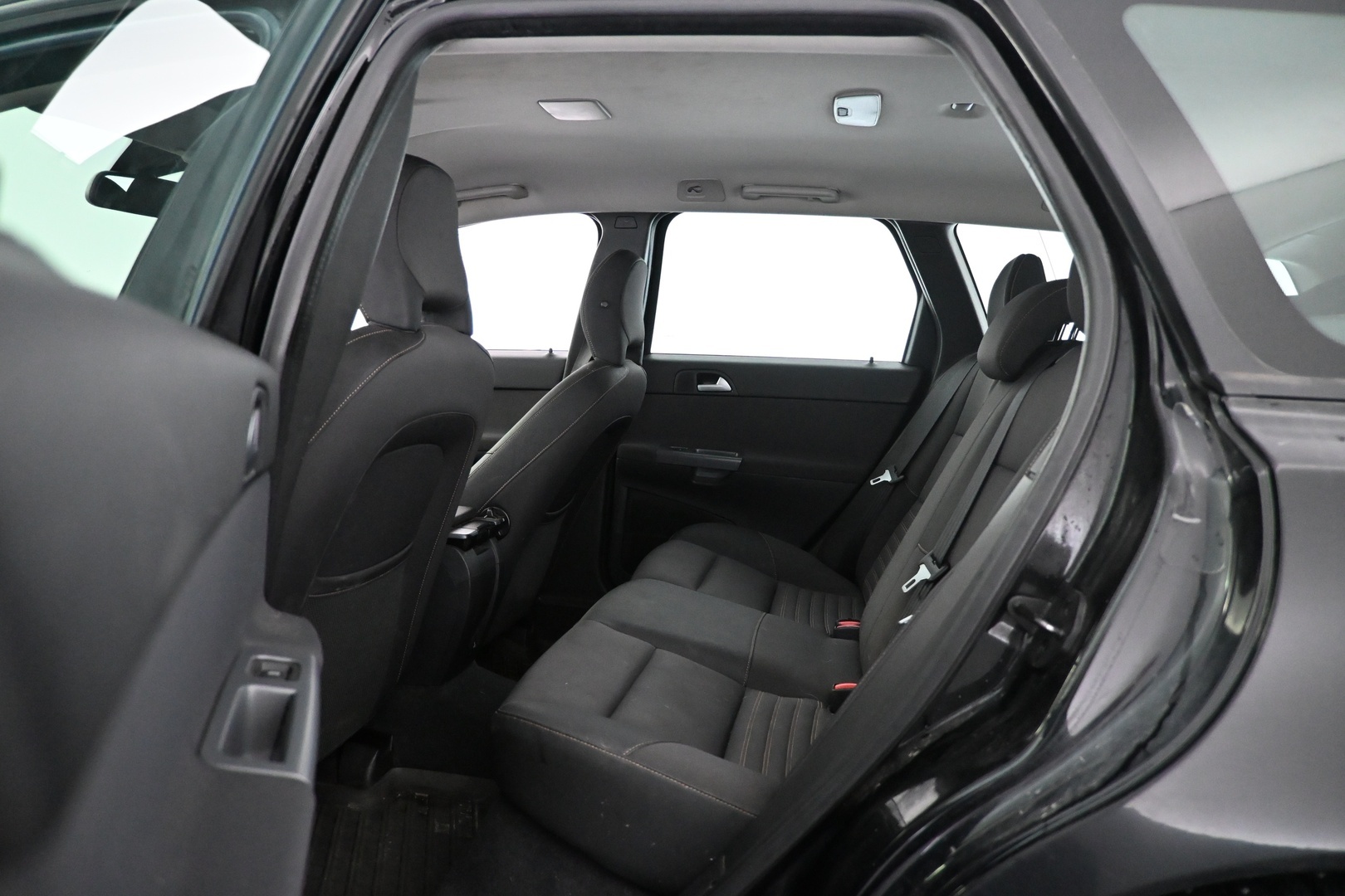 VOLVO V50 2011