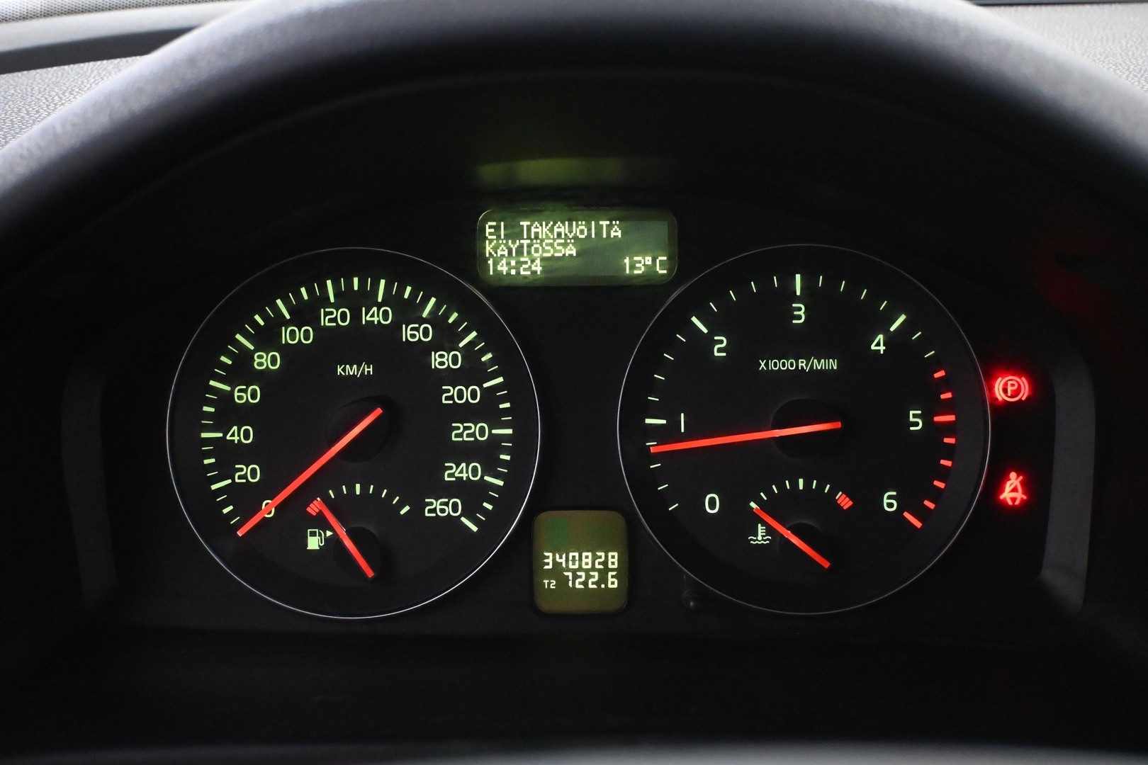 VOLVO V50 2011