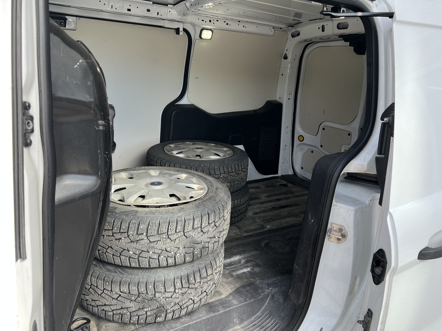 FORD TRANSIT CONNECT 2014