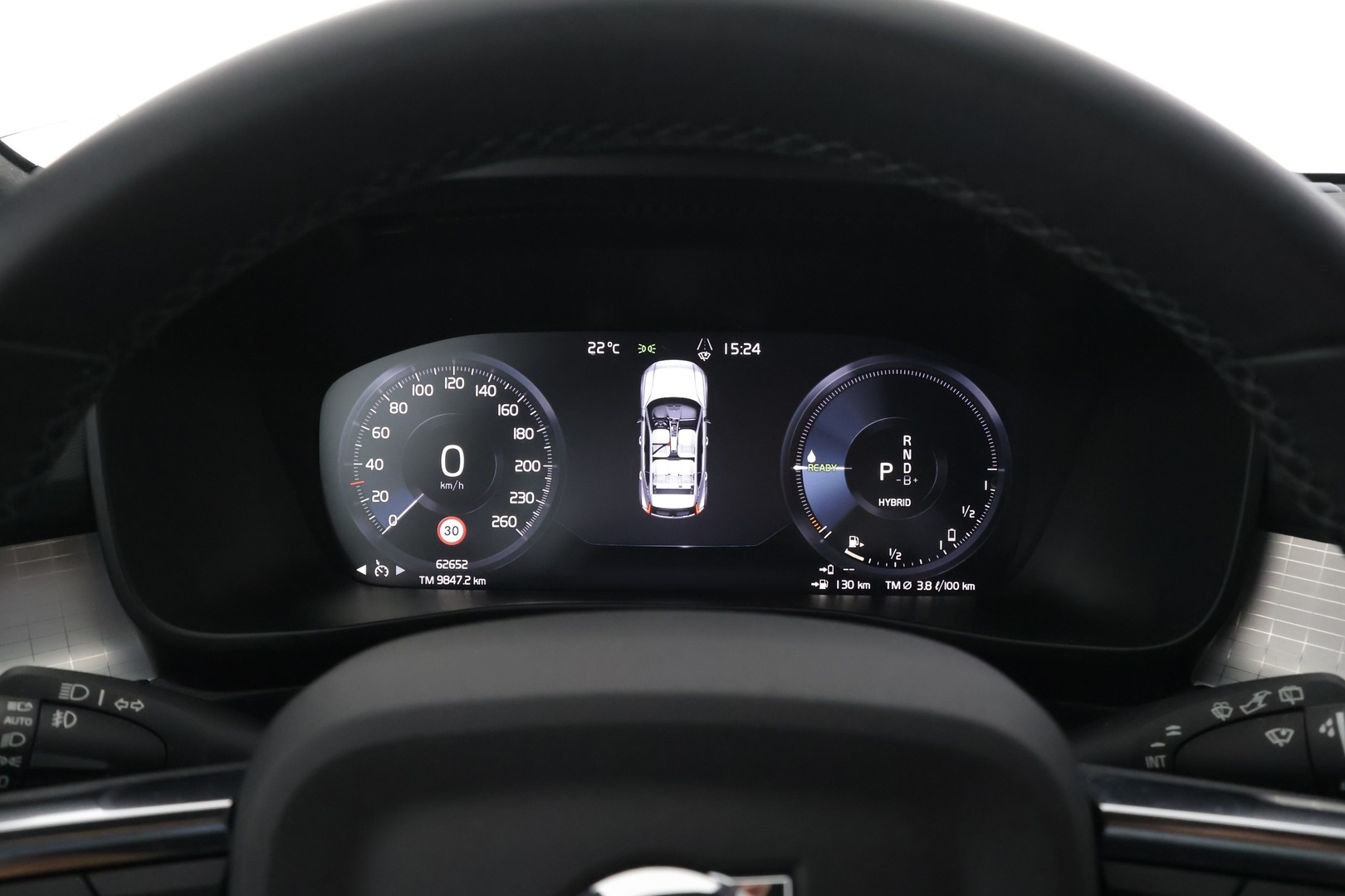 VOLVO XC40 2023