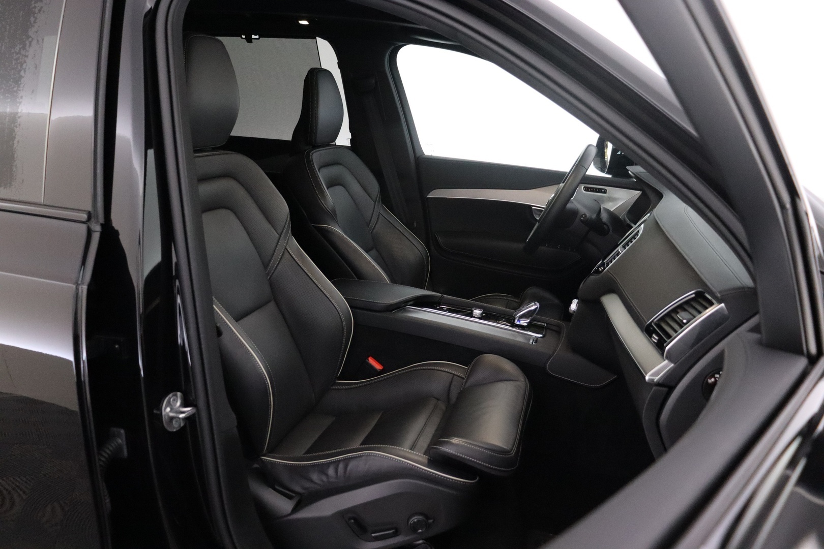 VOLVO XC90 2024