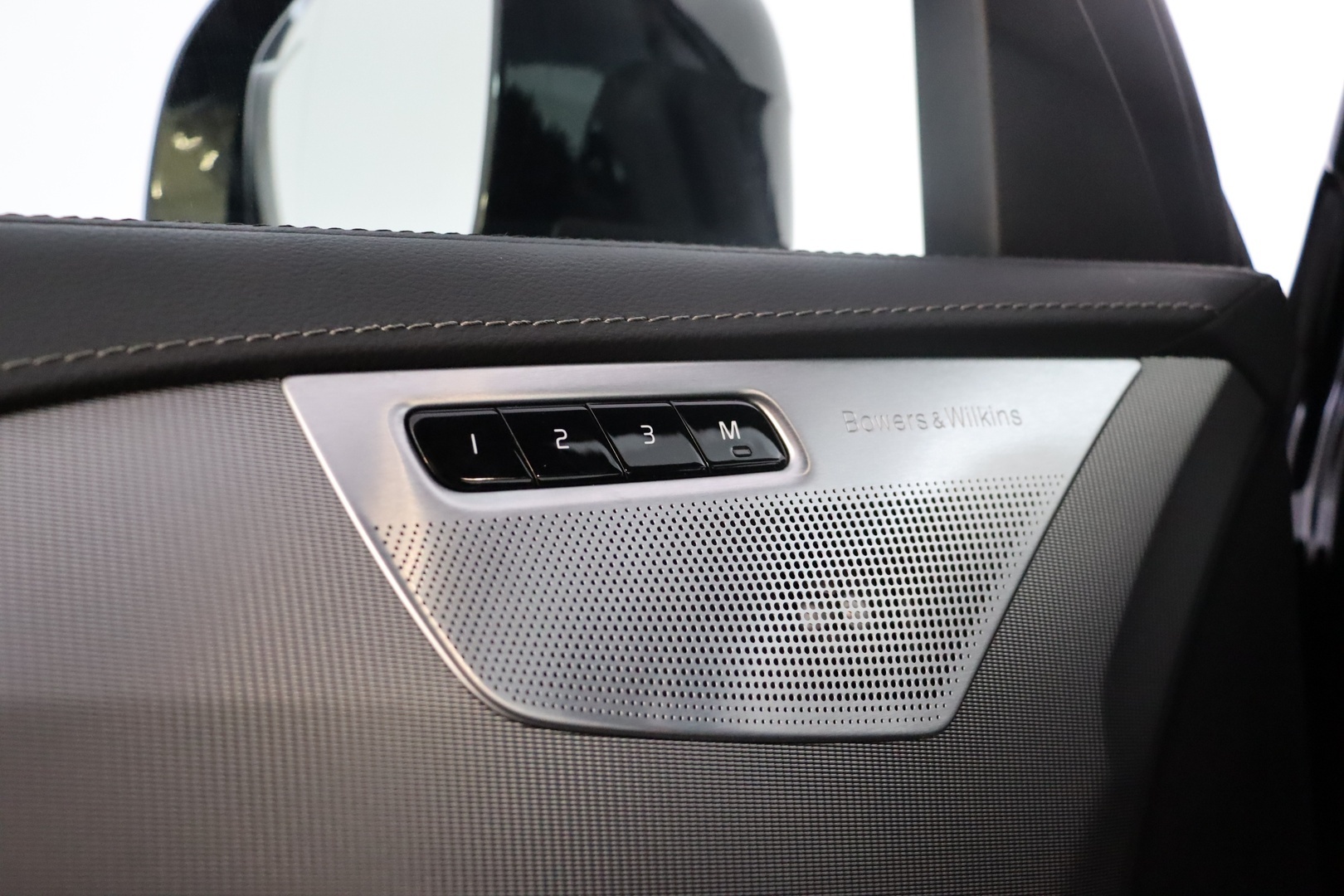 VOLVO XC90 2024