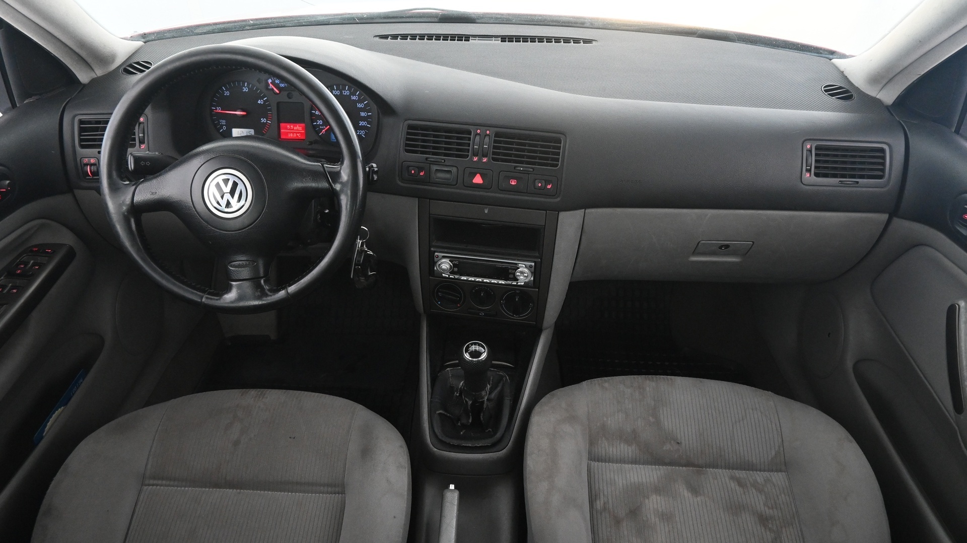 VOLKSWAGEN Bora 2001