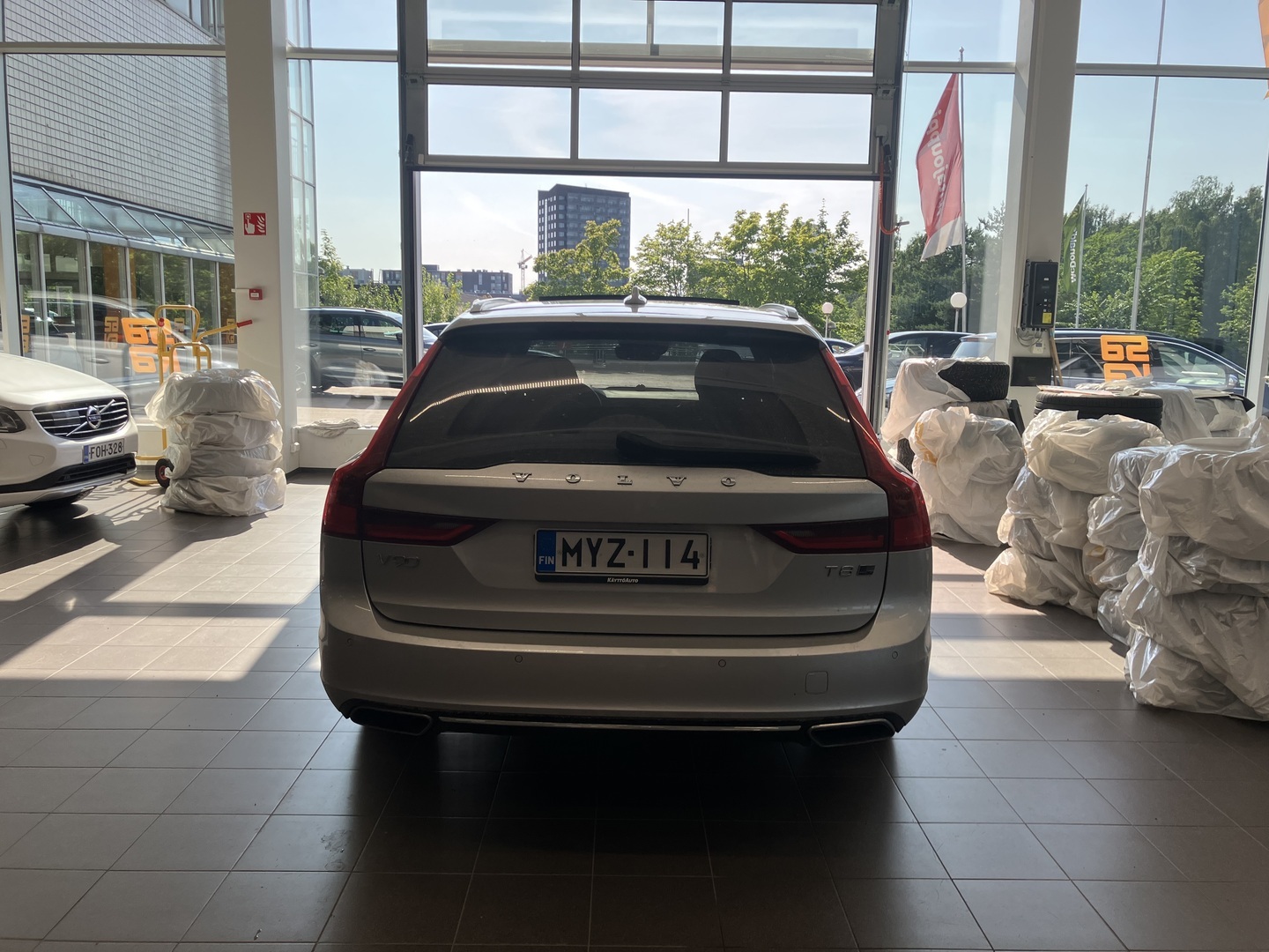 VOLVO V90 2019