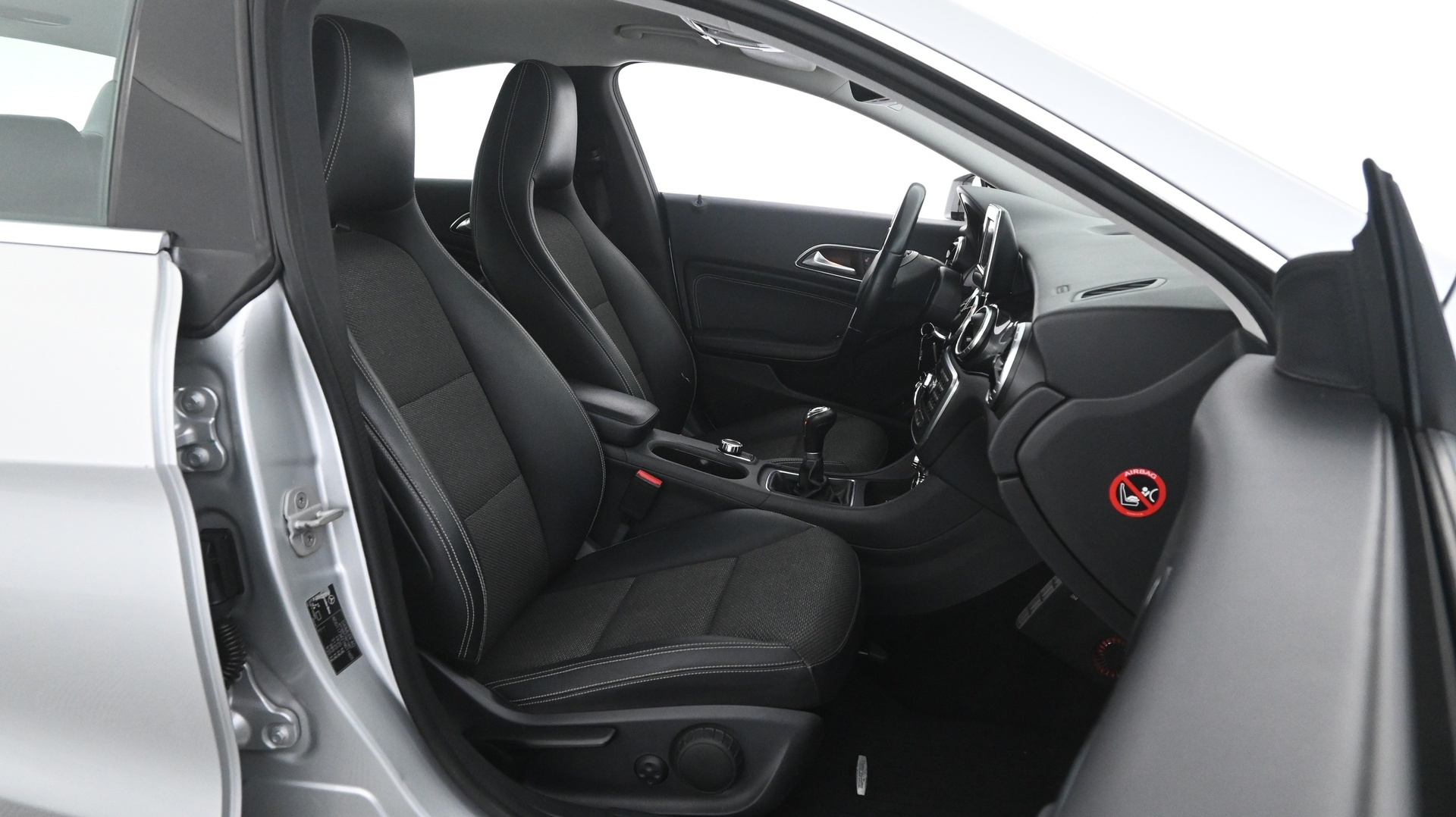 MERCEDES-BENZ CLA 2013