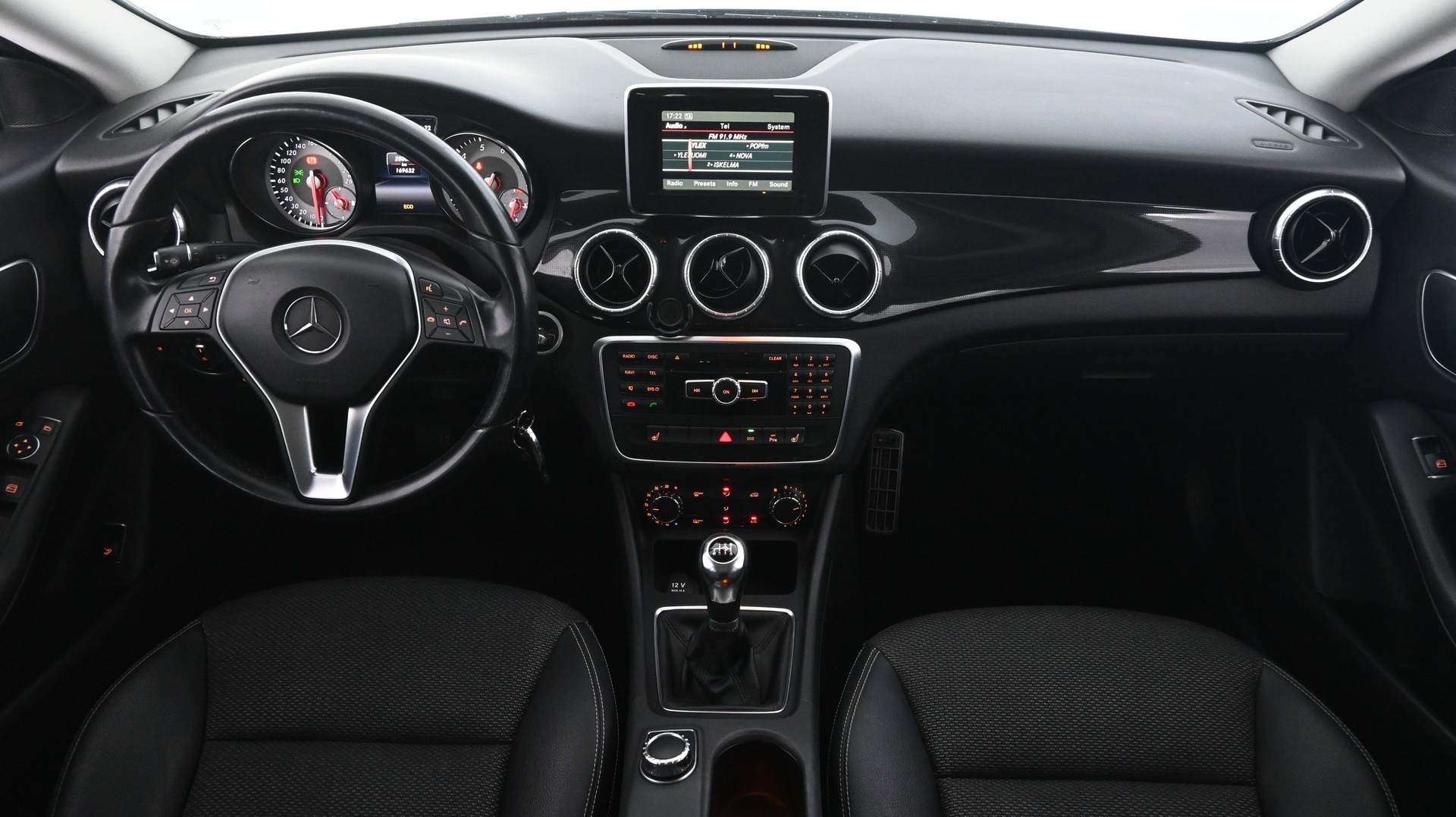 MERCEDES-BENZ CLA 2013