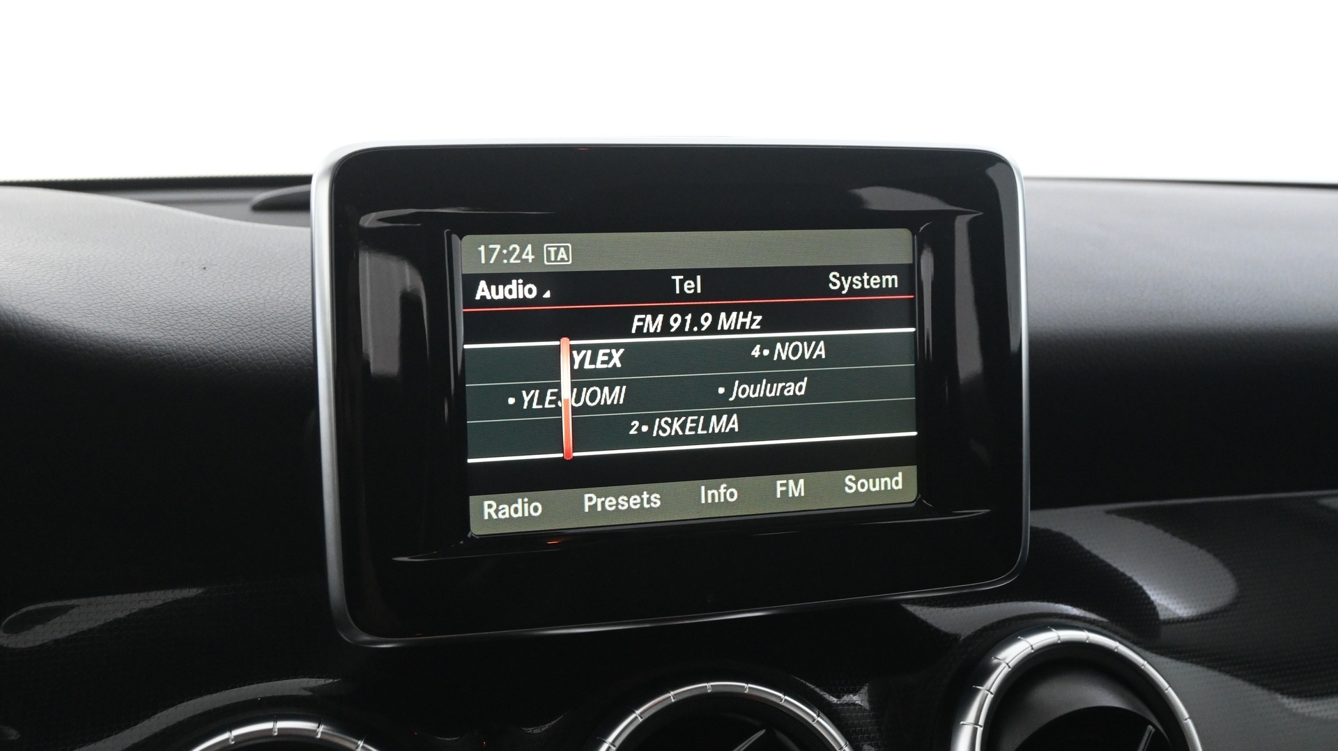 MERCEDES-BENZ CLA 2013