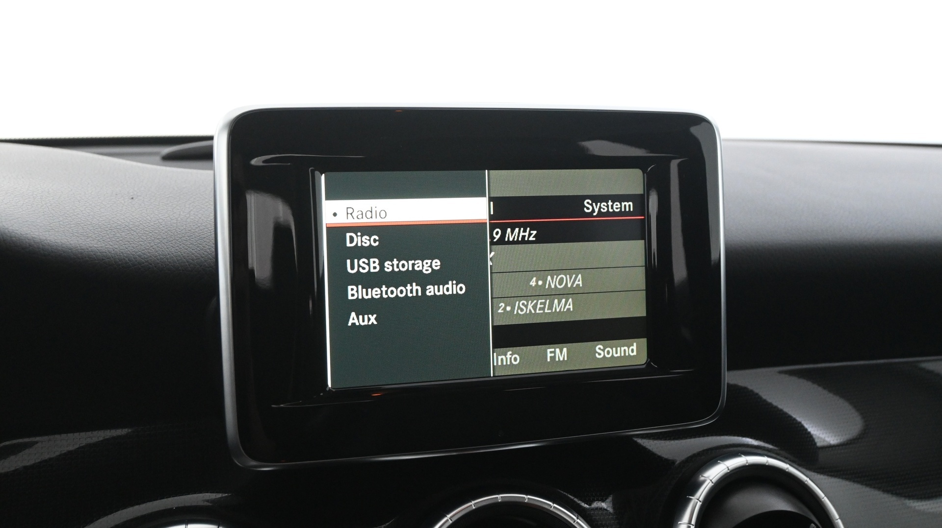 MERCEDES-BENZ CLA 2013