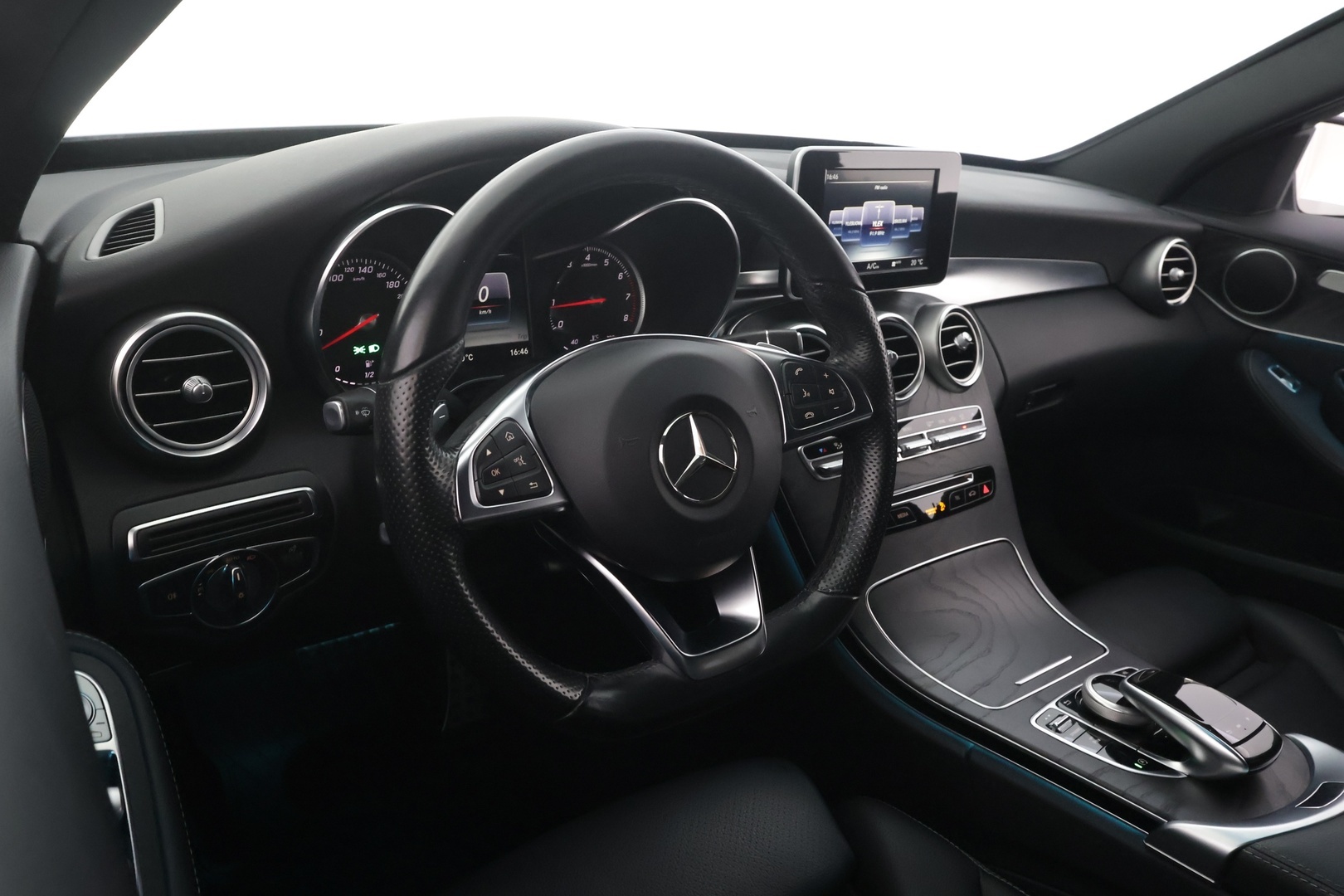 MERCEDES-BENZ C 2017