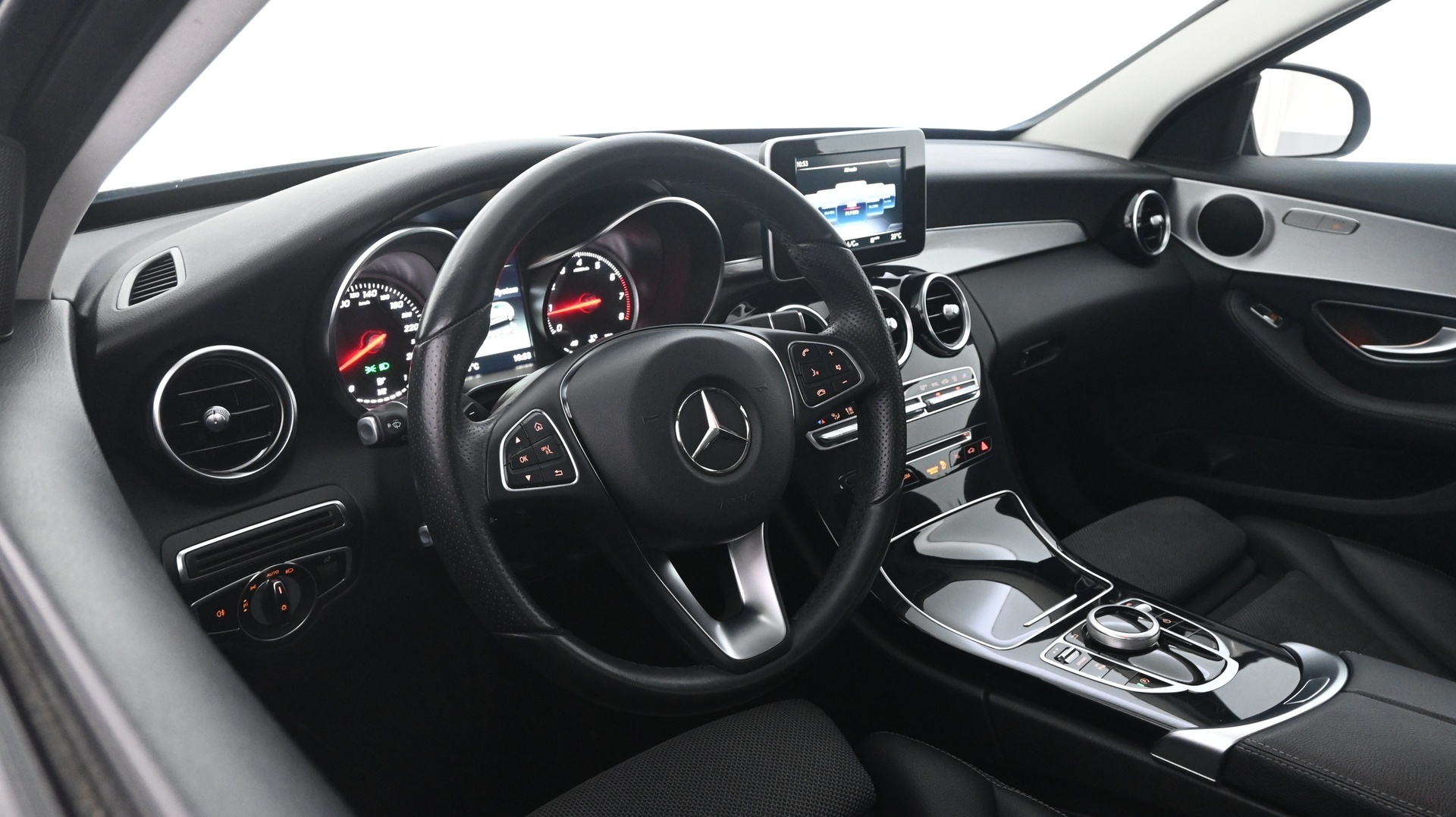 MERCEDES-BENZ C 2018