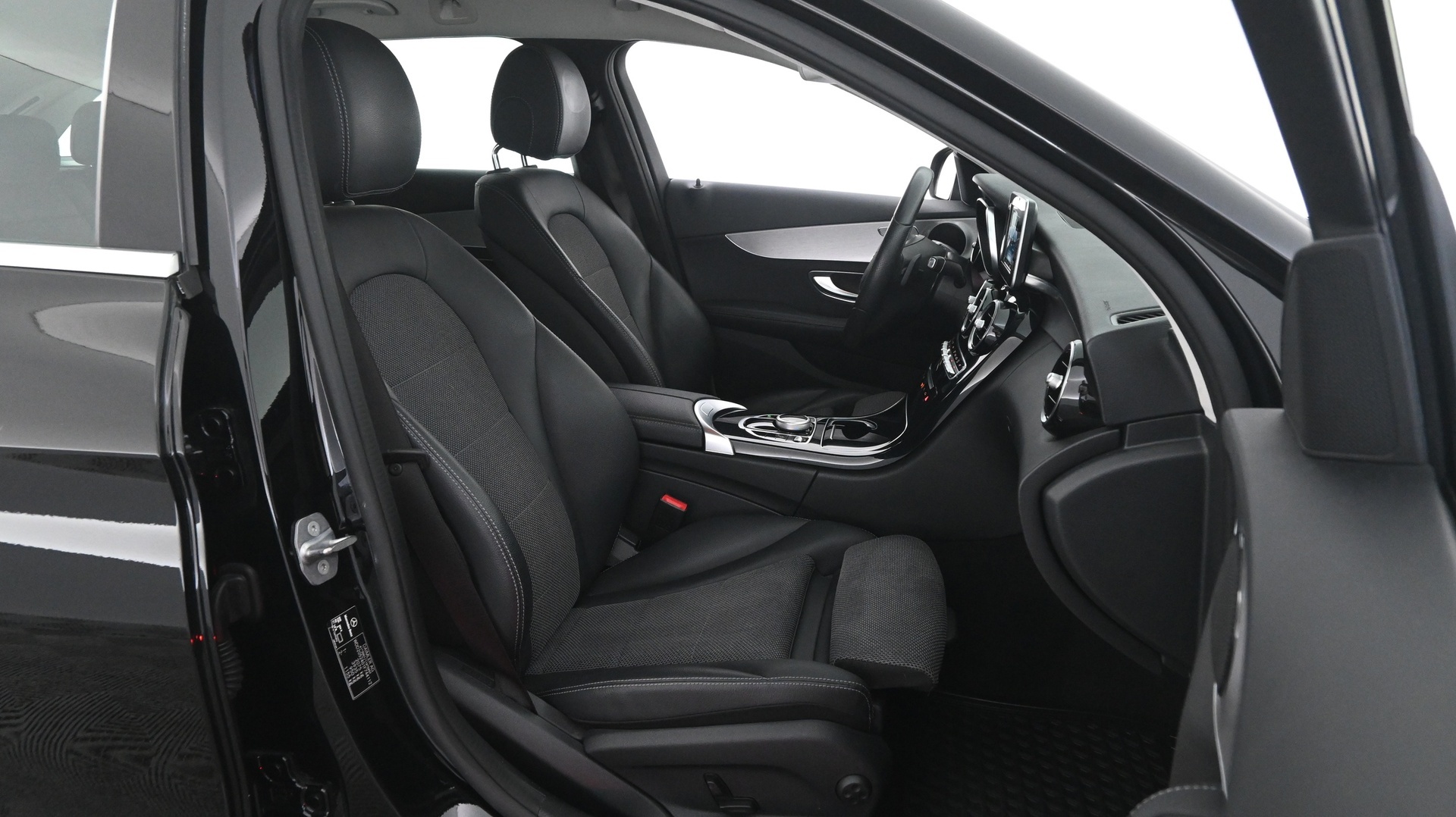 MERCEDES-BENZ C 2018