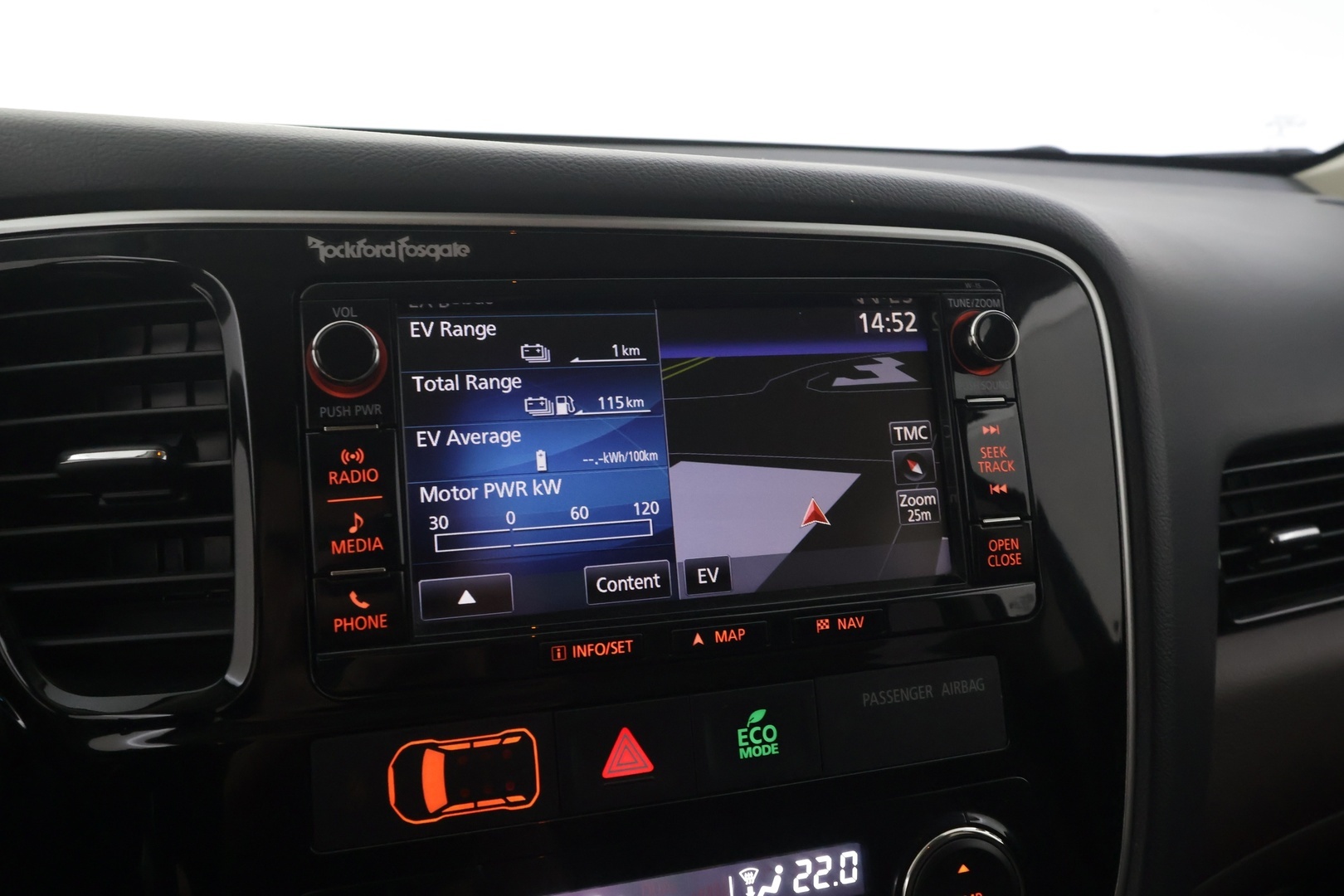 MITSUBISHI Outlander PHEV 2016