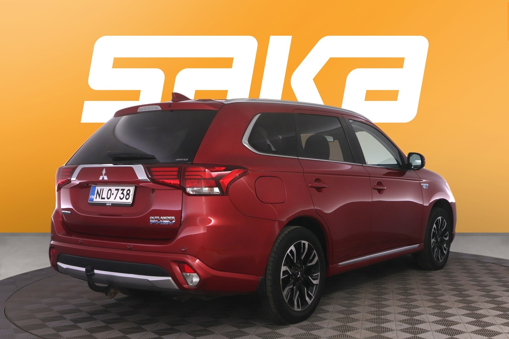 MITSUBISHI Outlander PHEV 2016