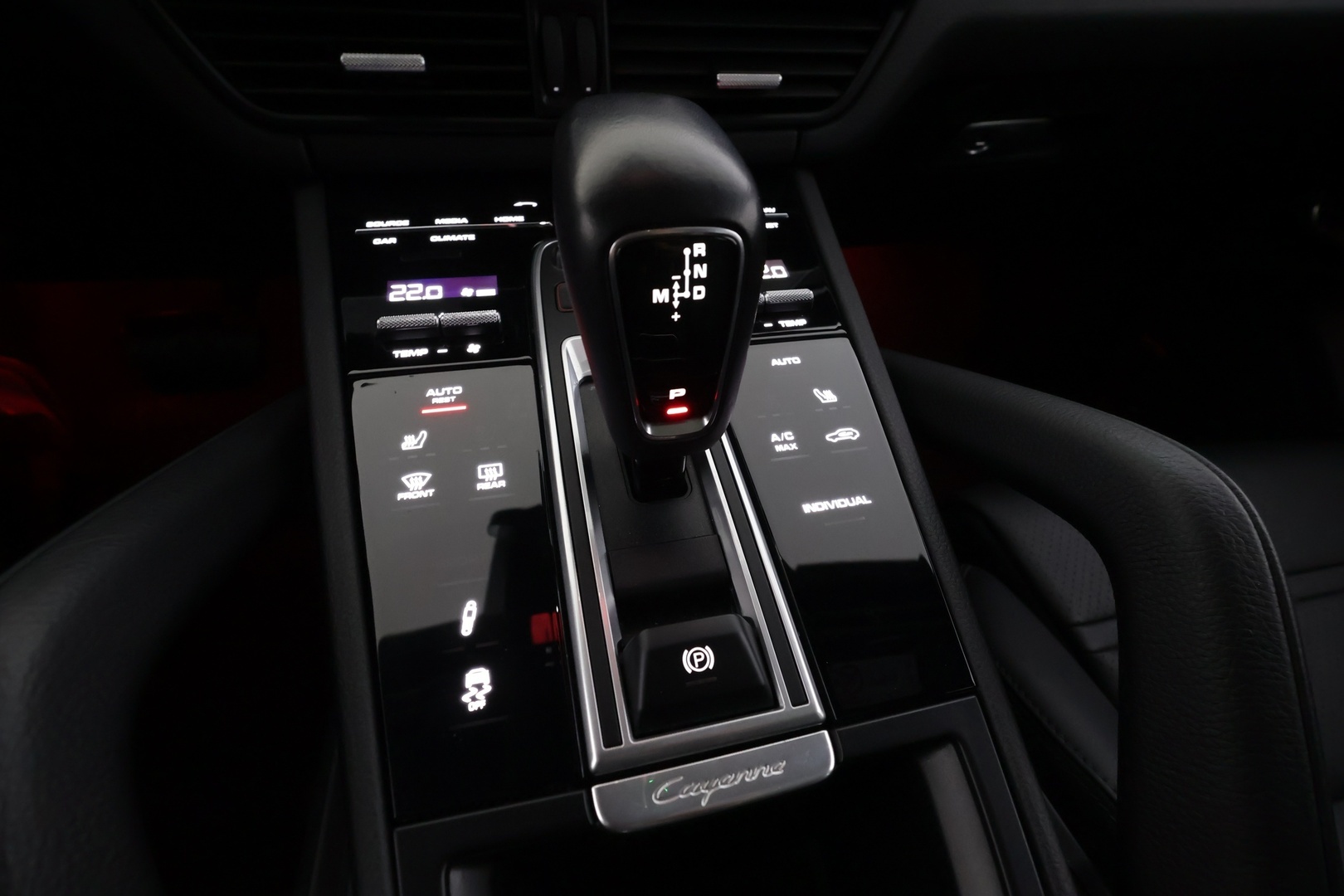 PORSCHE Cayenne 2022