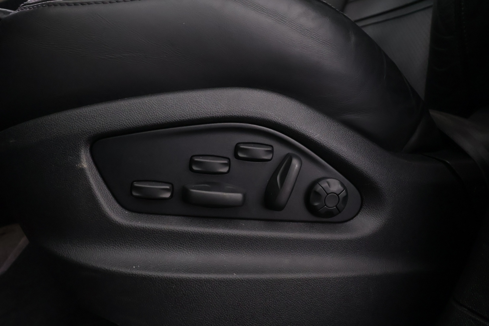 PORSCHE Cayenne 2022