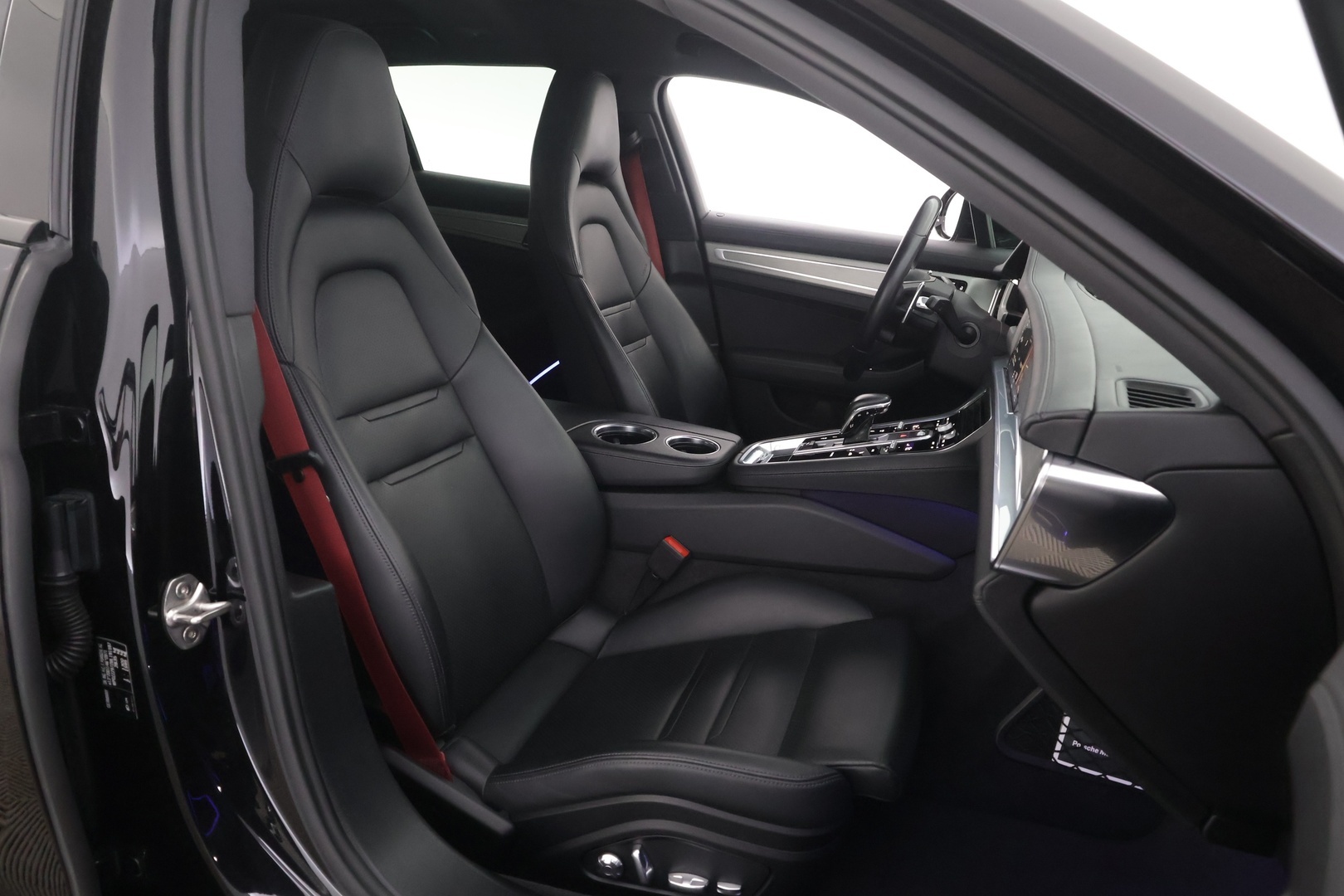 PORSCHE Panamera 2021