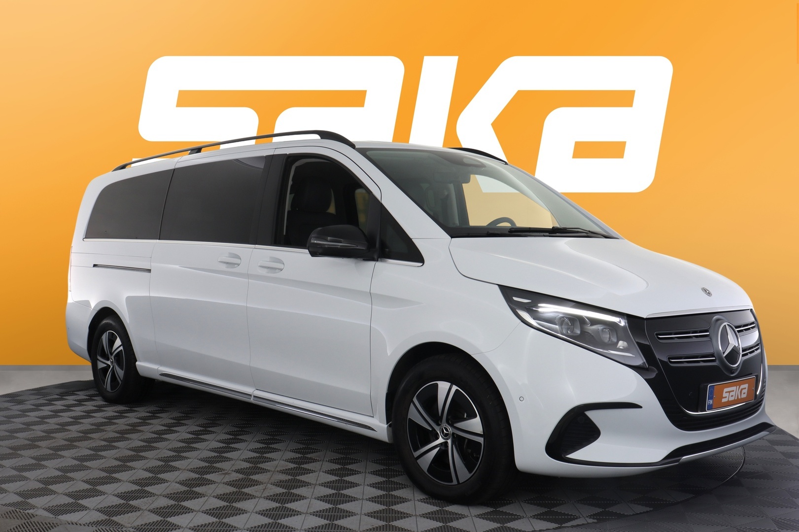 MERCEDES-BENZ EQV 2026