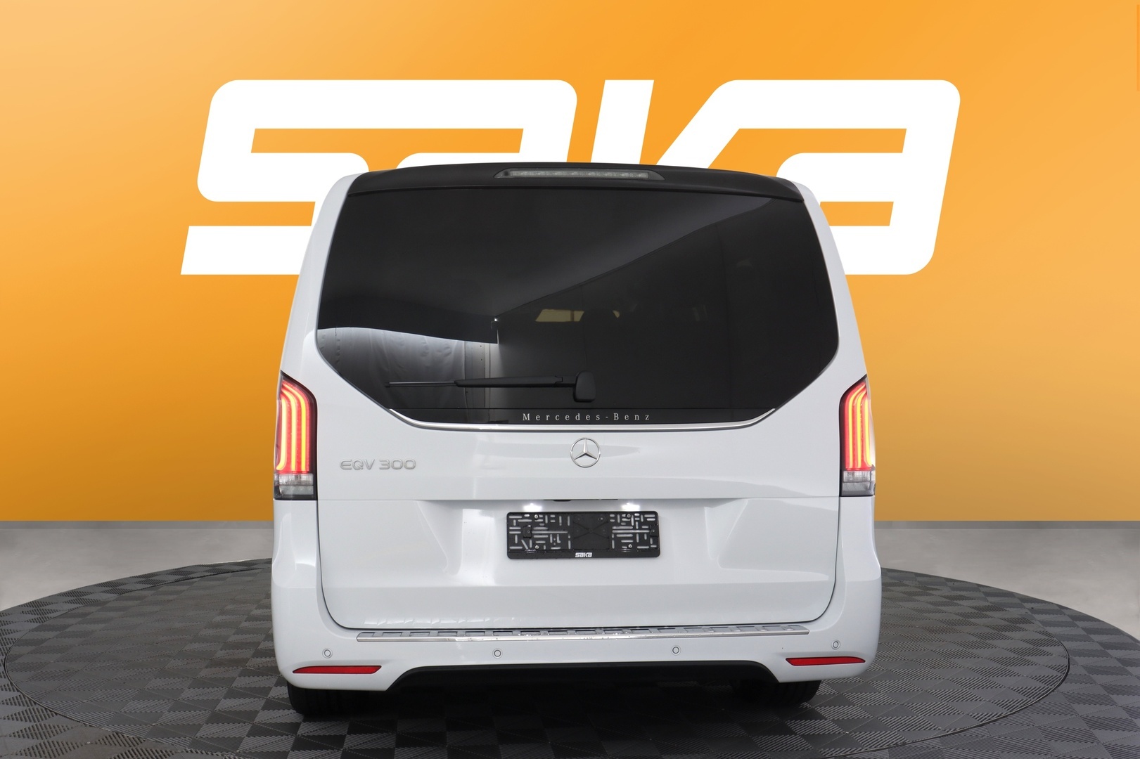 MERCEDES-BENZ EQV 2026