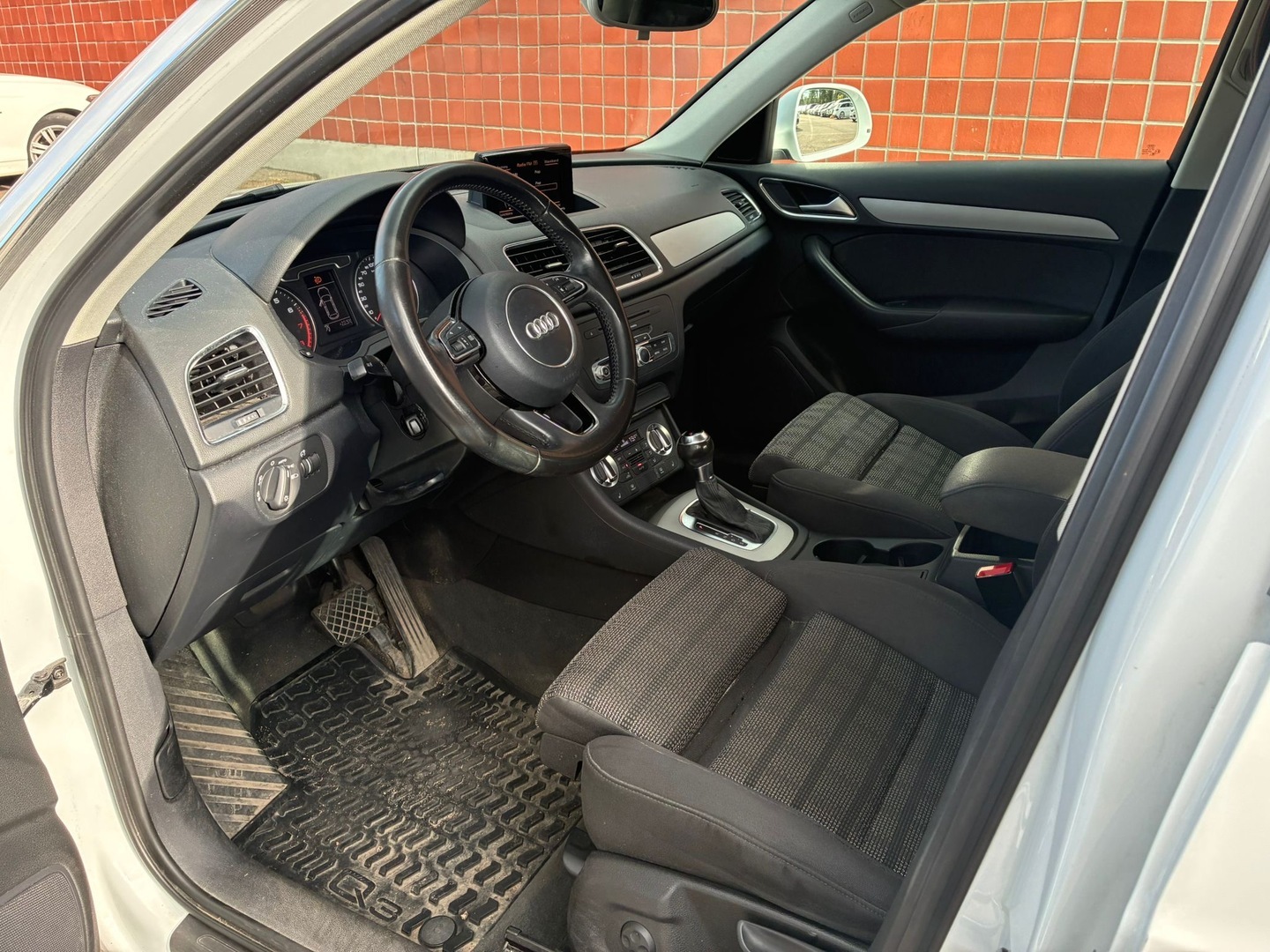AUDI Q3 2014
