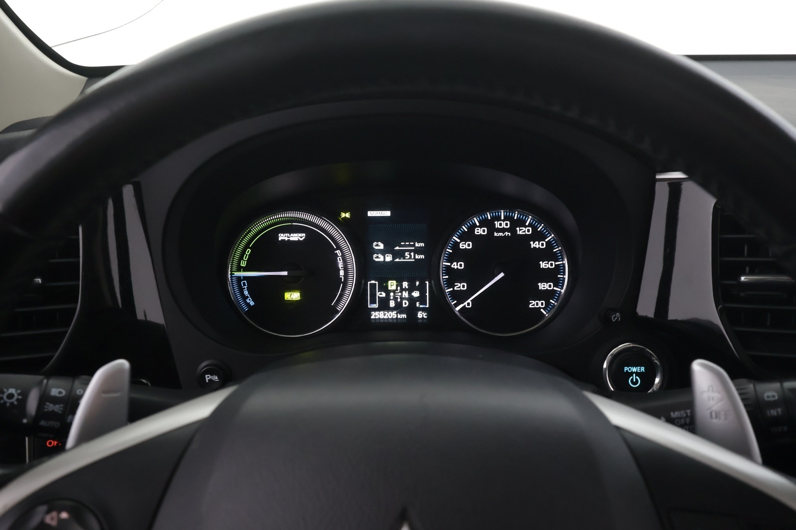 MITSUBISHI OUTLANDER PHEV 2014