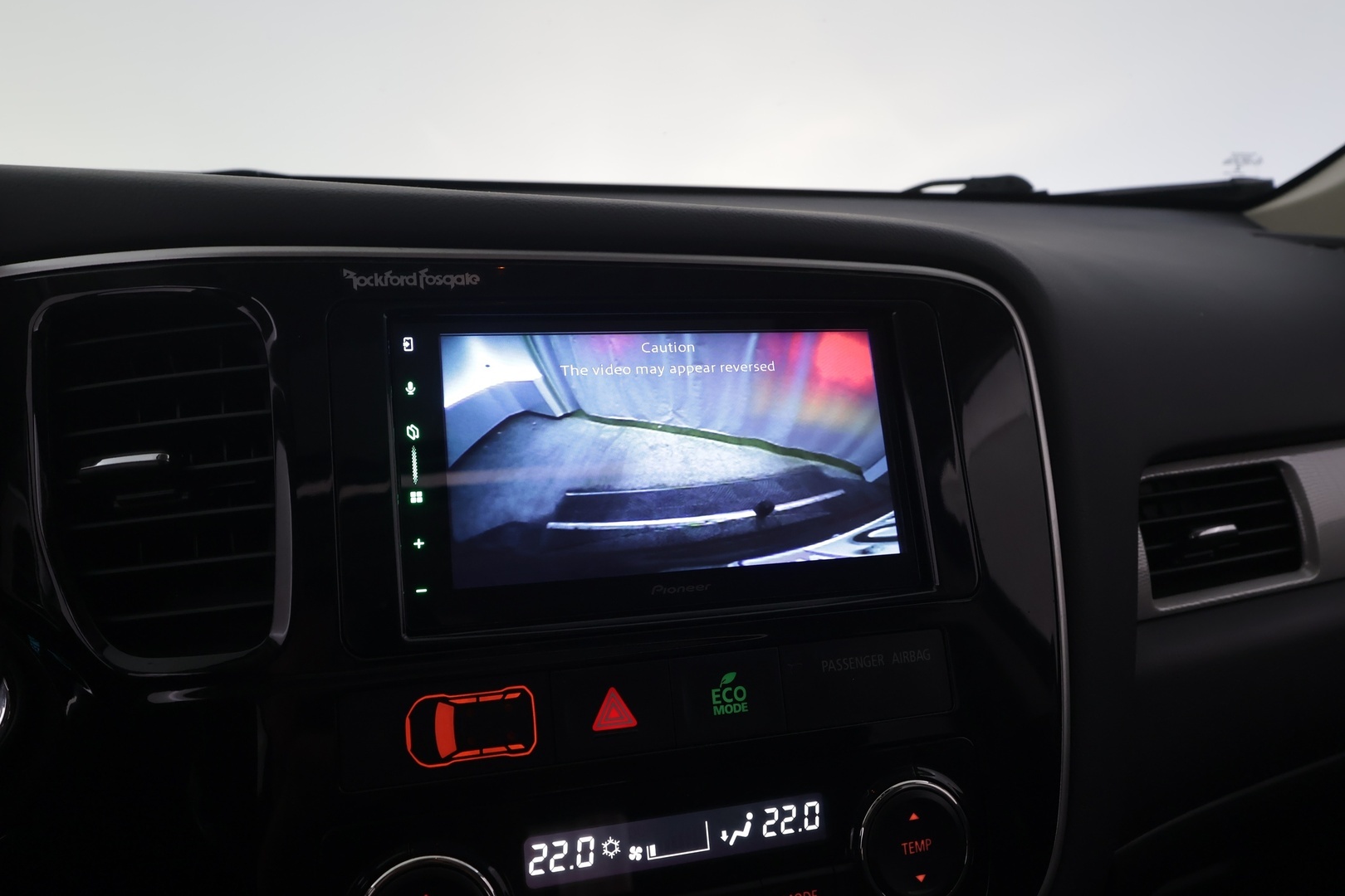 MITSUBISHI OUTLANDER PHEV 2014