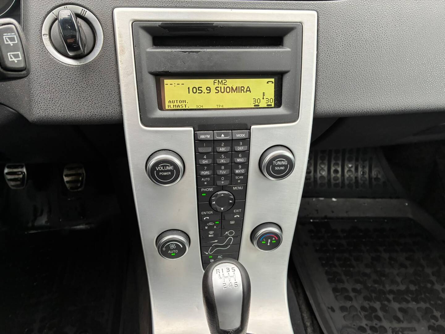 VOLVO V50 2012