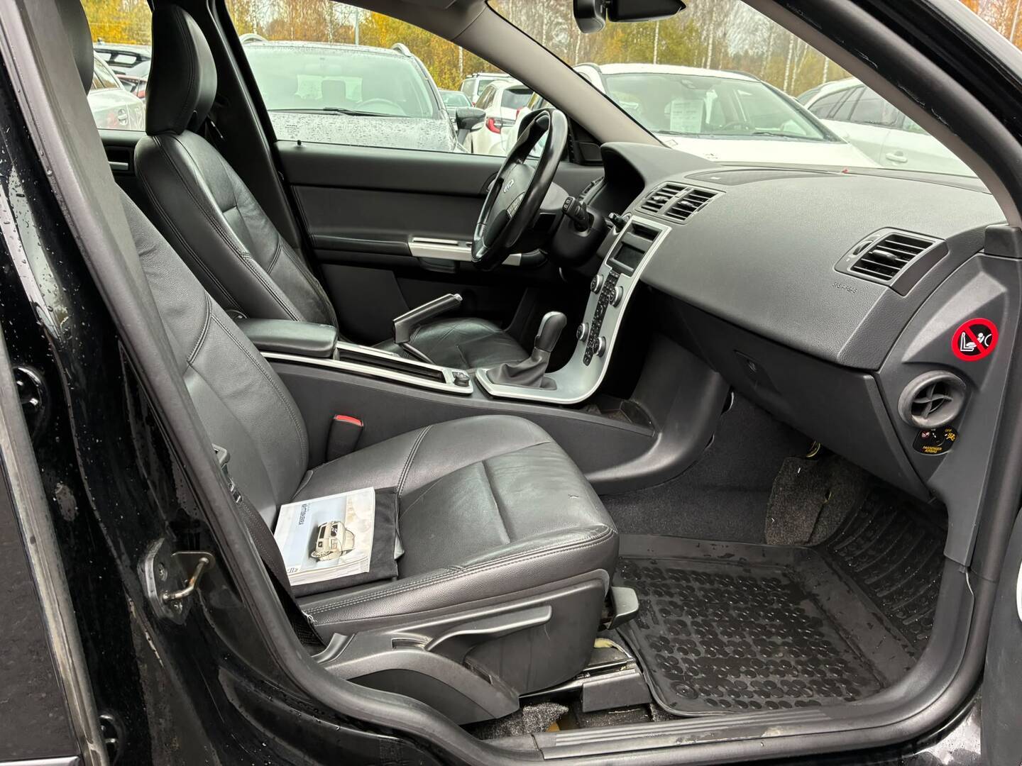 VOLVO V50 2012