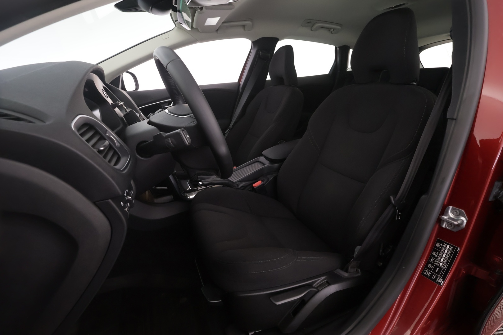 VOLVO V40 2017