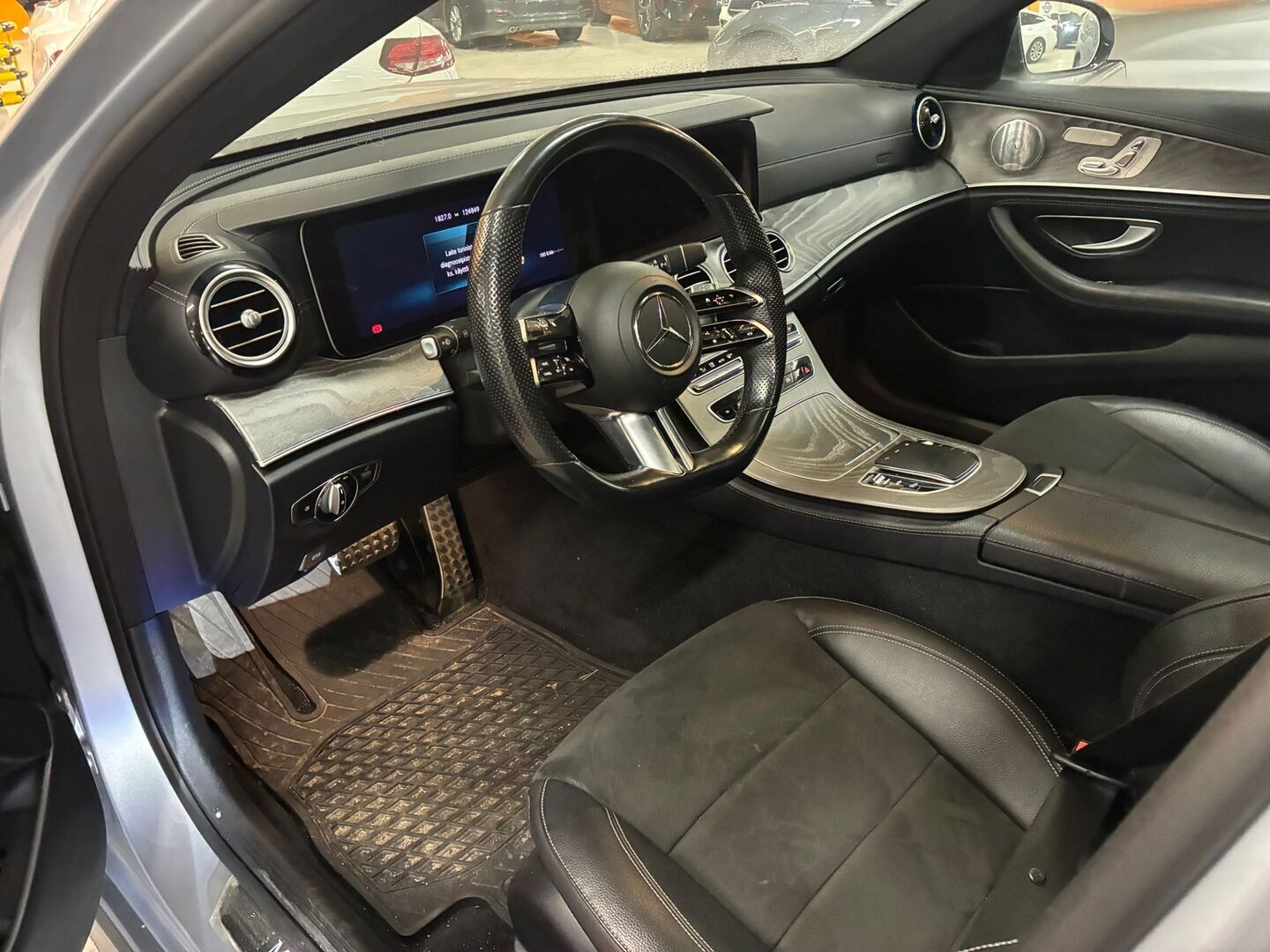 MERCEDES-BENZ E 2021