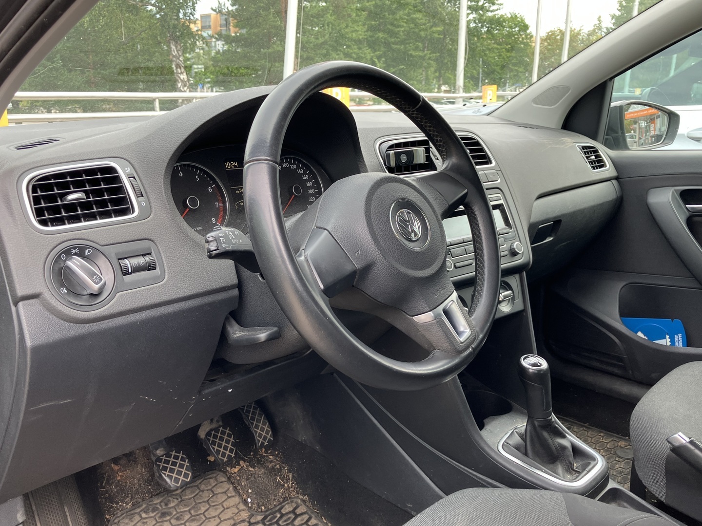 VOLKSWAGEN Polo 2013