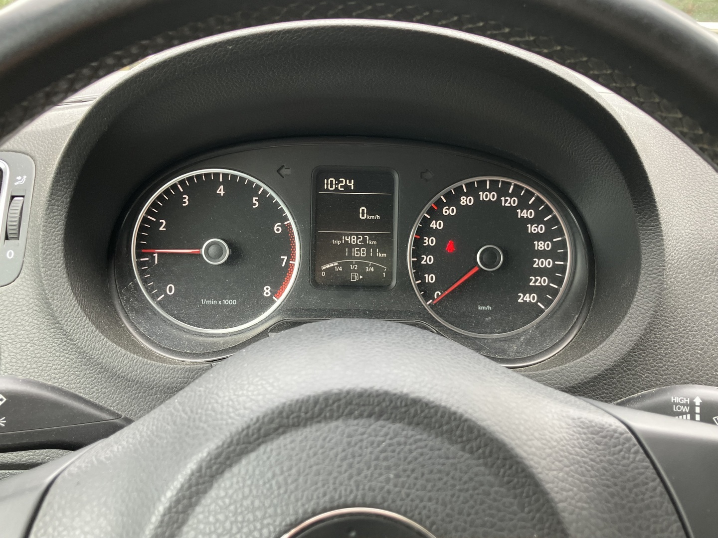 VOLKSWAGEN Polo 2013