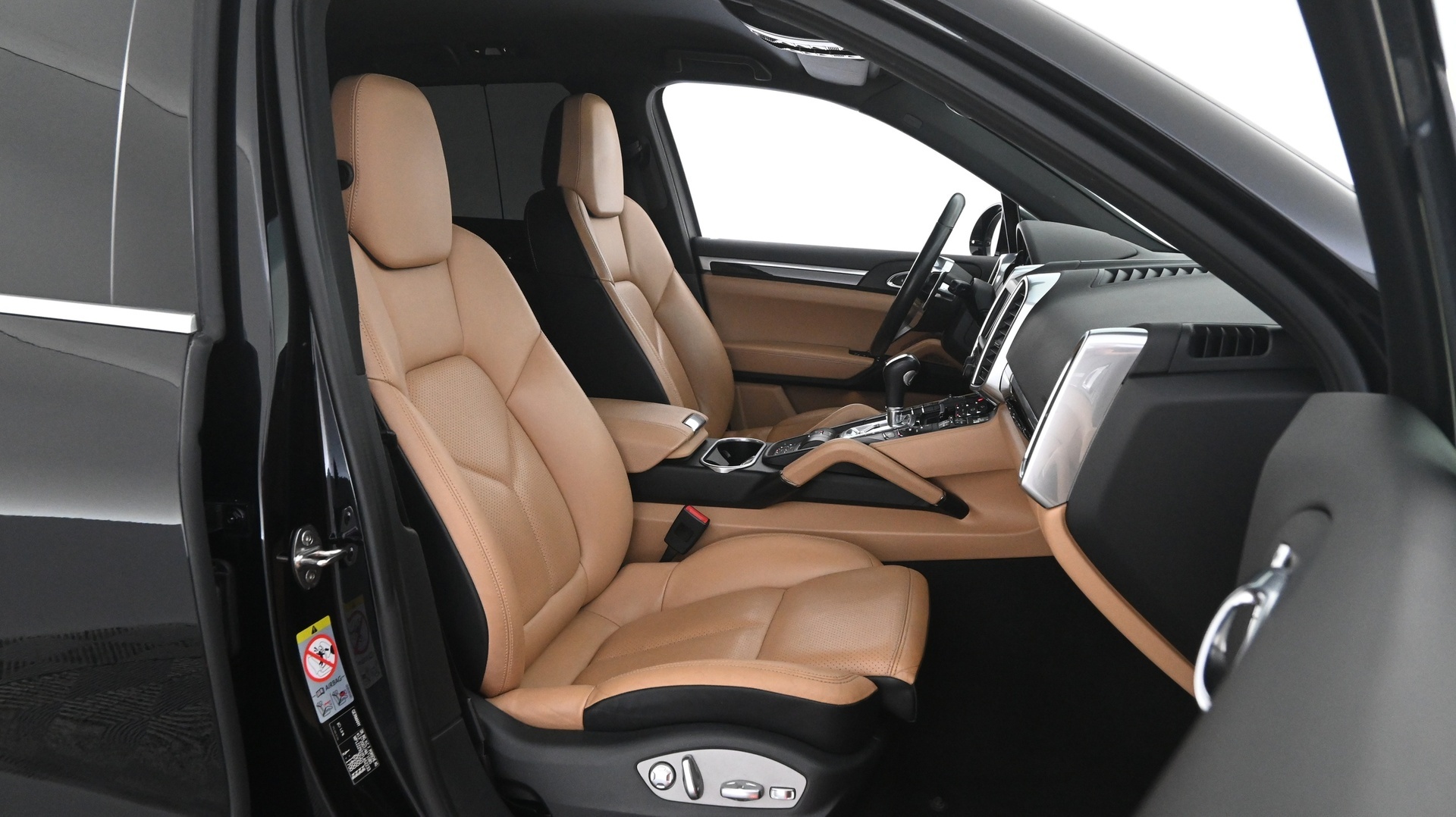 PORSCHE Cayenne 2015